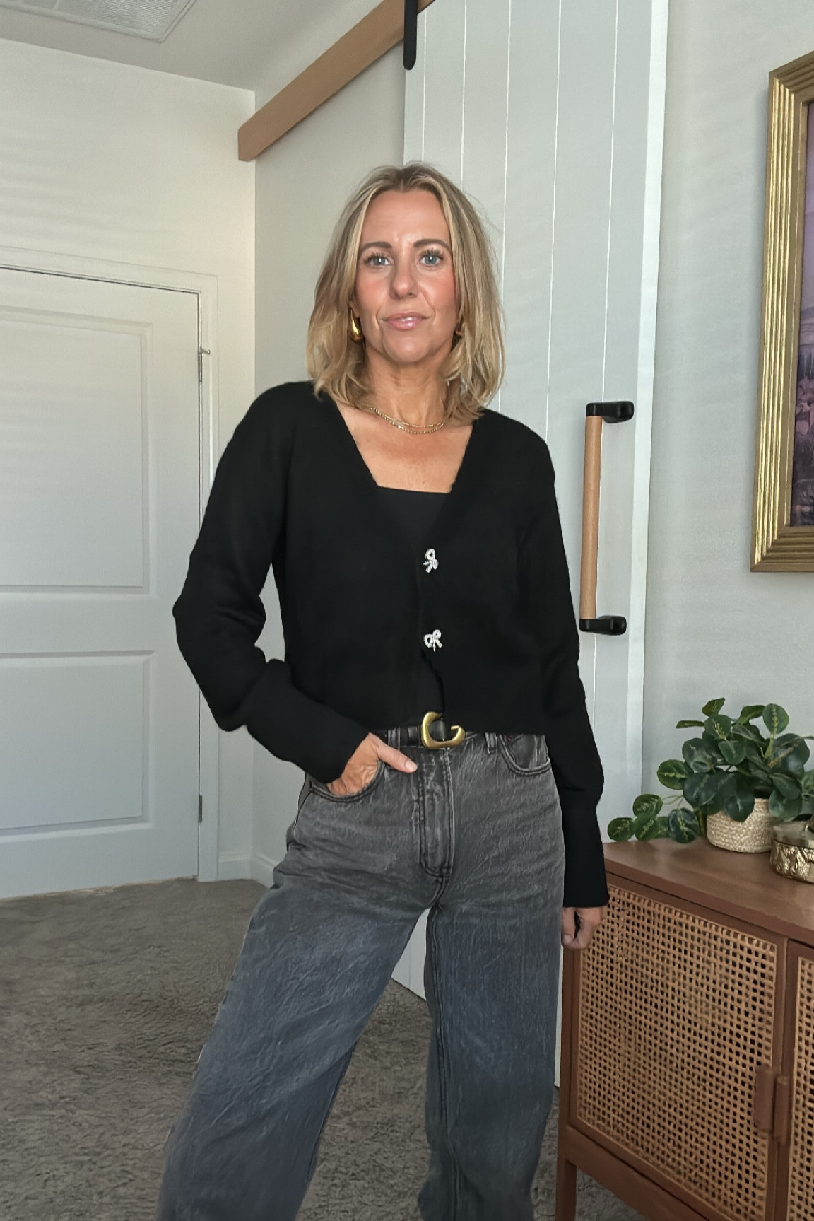 H&M cardigan sweater size xs


#LTKfindsunder50 #LTKsalealert #LTKfindsunder100