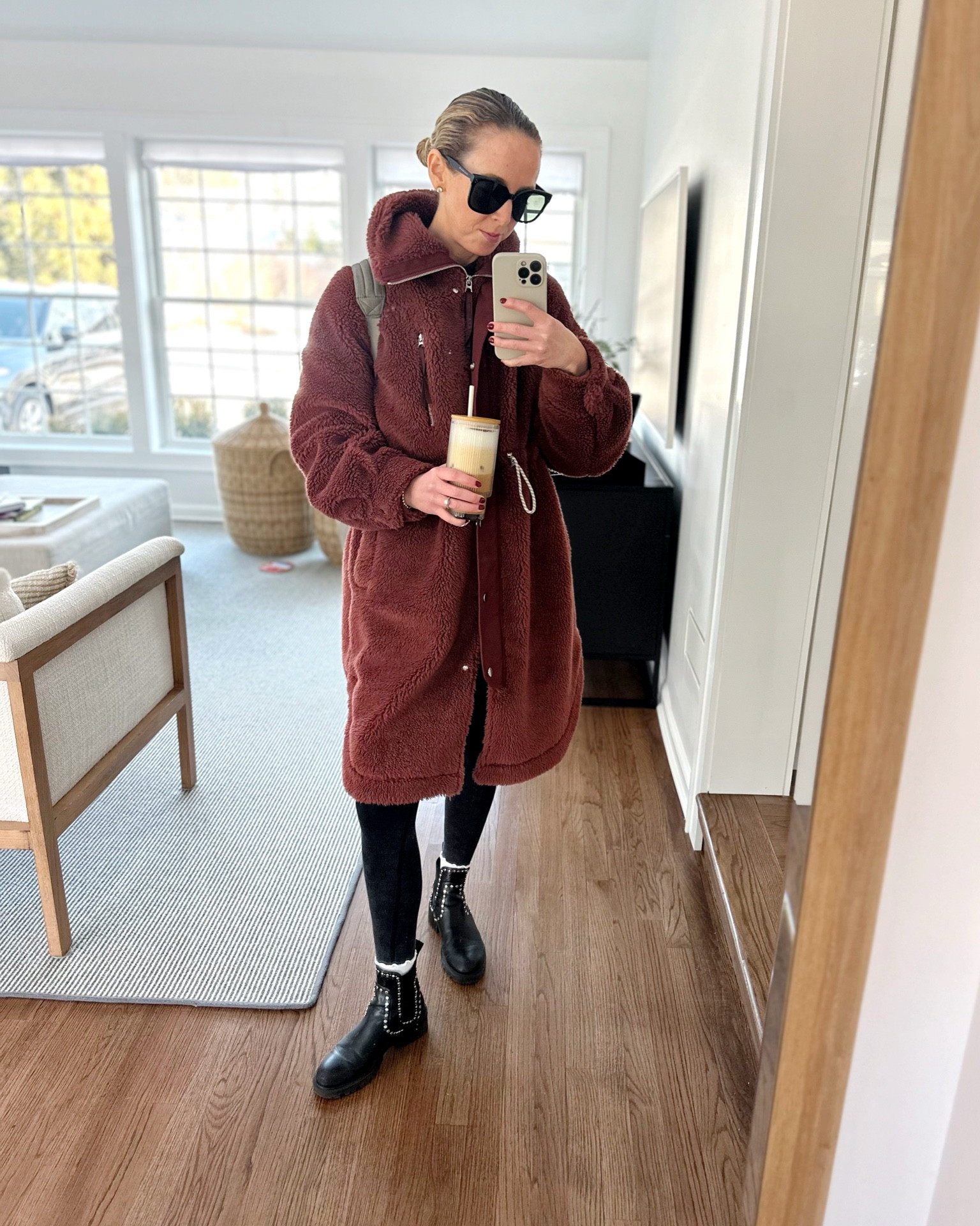 my morning work wear #designbykaratheresa

#LTKWorkwear #LTKItBag #LTKStyleTip