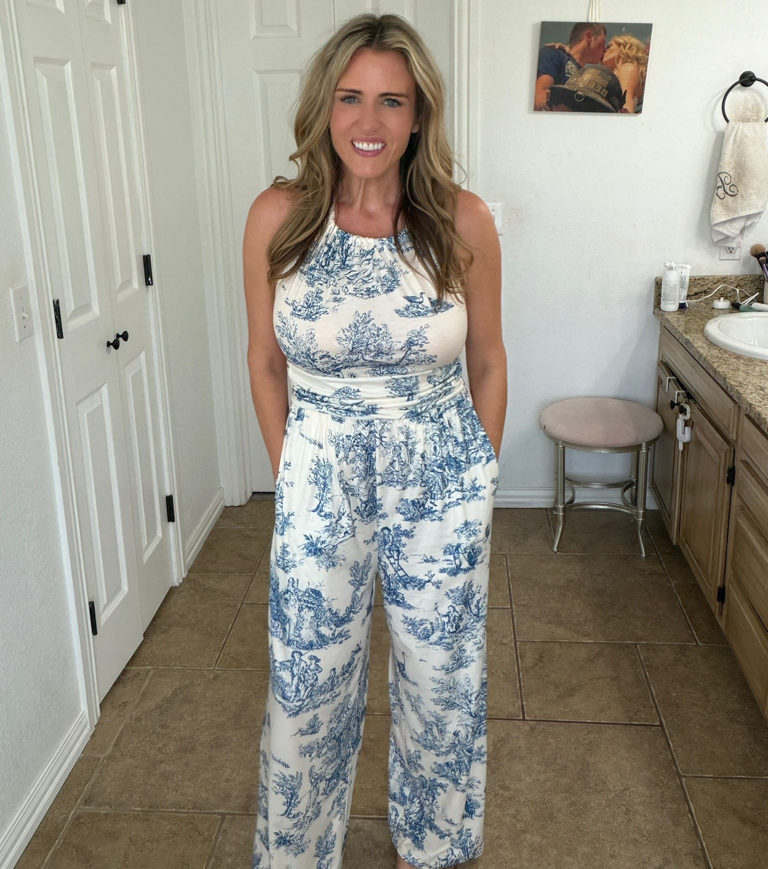 @Cupshe jumpsuit is stunning! ❤️ 



#LTKootd #LTKTravel