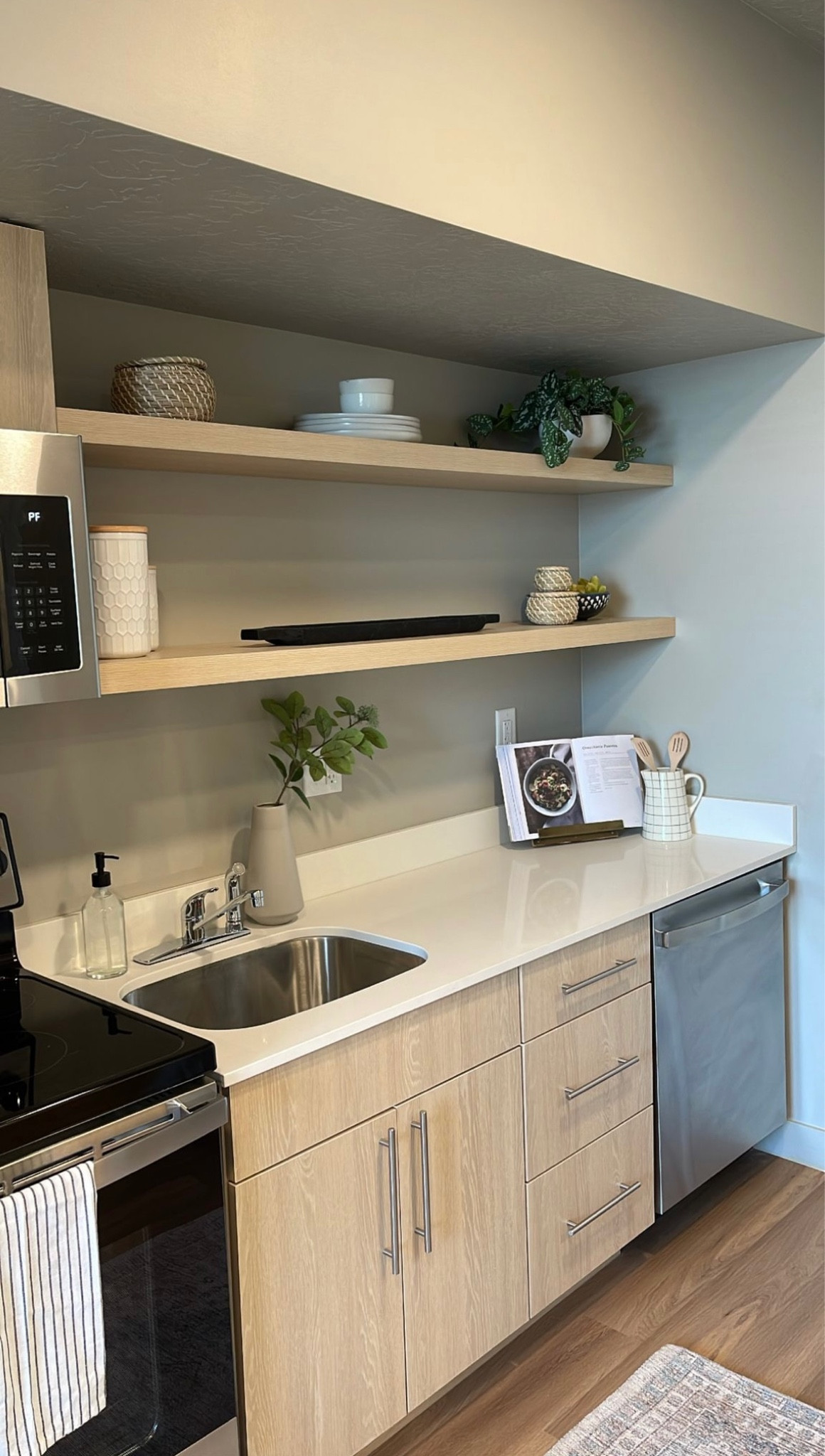 Studio kitchen styling 

#LTKstyletip #LTKhome