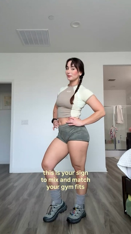 You know what I mean?? 

#gymoutfit #gymfit #ootd #fitcheck
