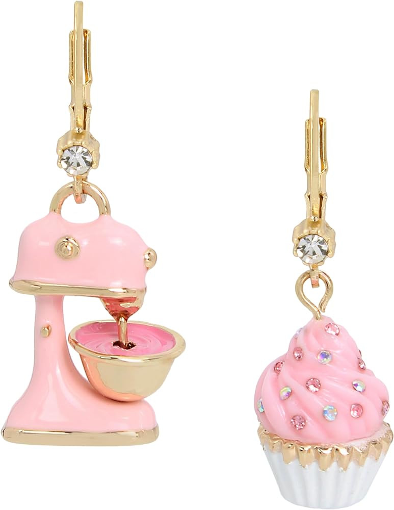 Betsey Johnson Womens Sweetheart Earrings | Amazon (US)