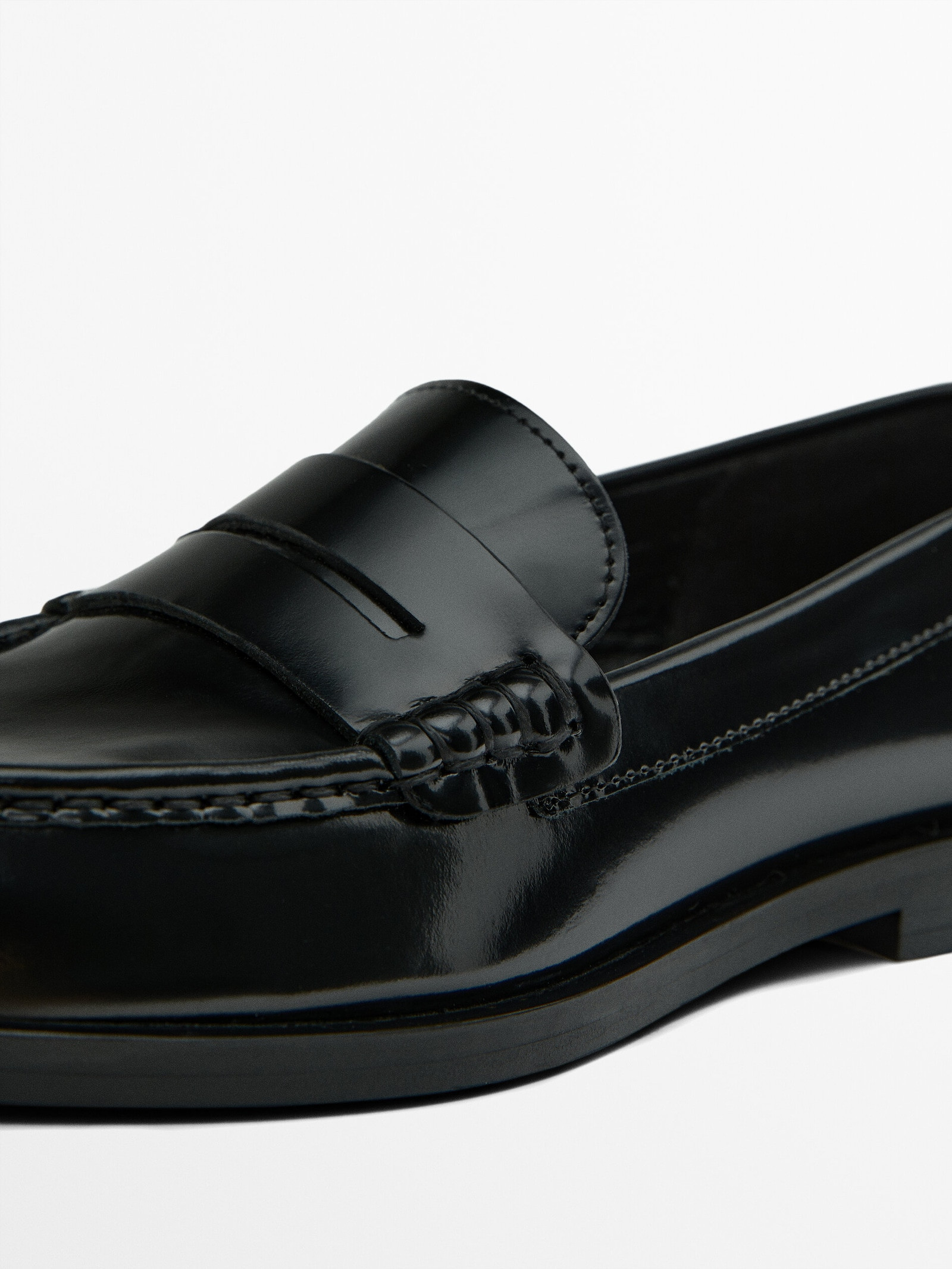 Leather penny loafers | Massimo Dutti US