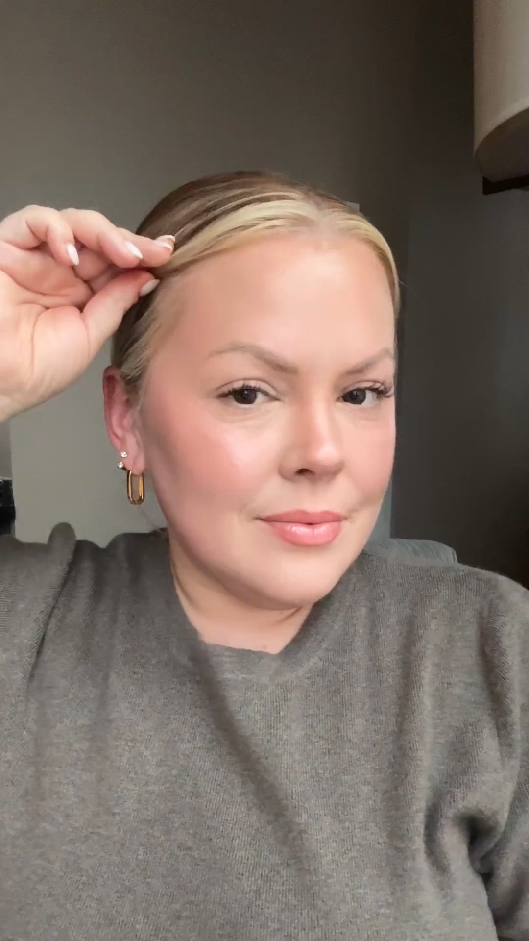 Over 40? Warming up your makeup base will make you appear more youthful! Here is how I do it 🇨🇦🇺🇸🔗

#LTKgrwm #LTKBeauty #LTKOver40