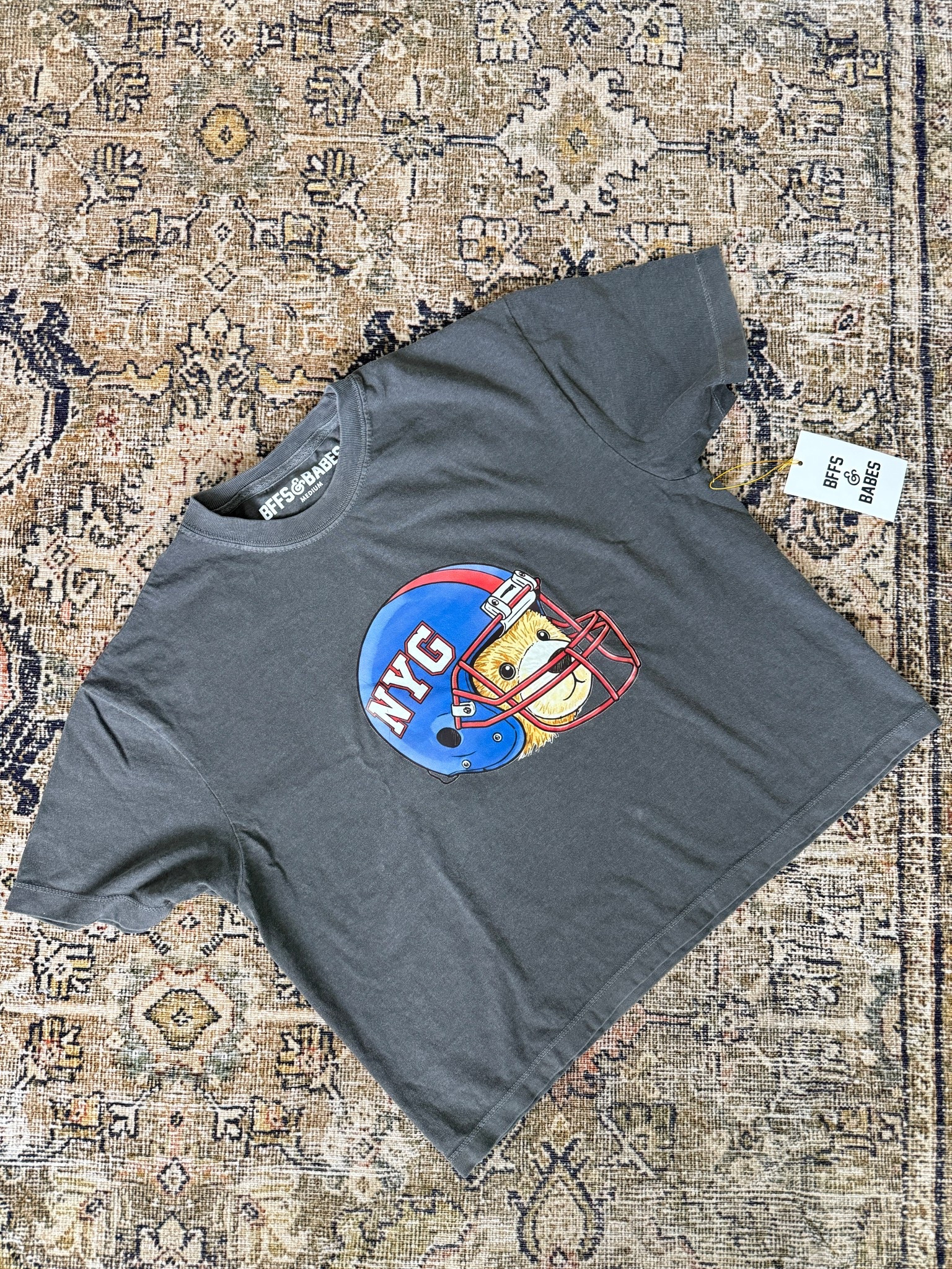 Cutest game day tee ever!! NY Giants, football, crop top 

#LTKStyleTip #LTKActive #LTKGiftGuide