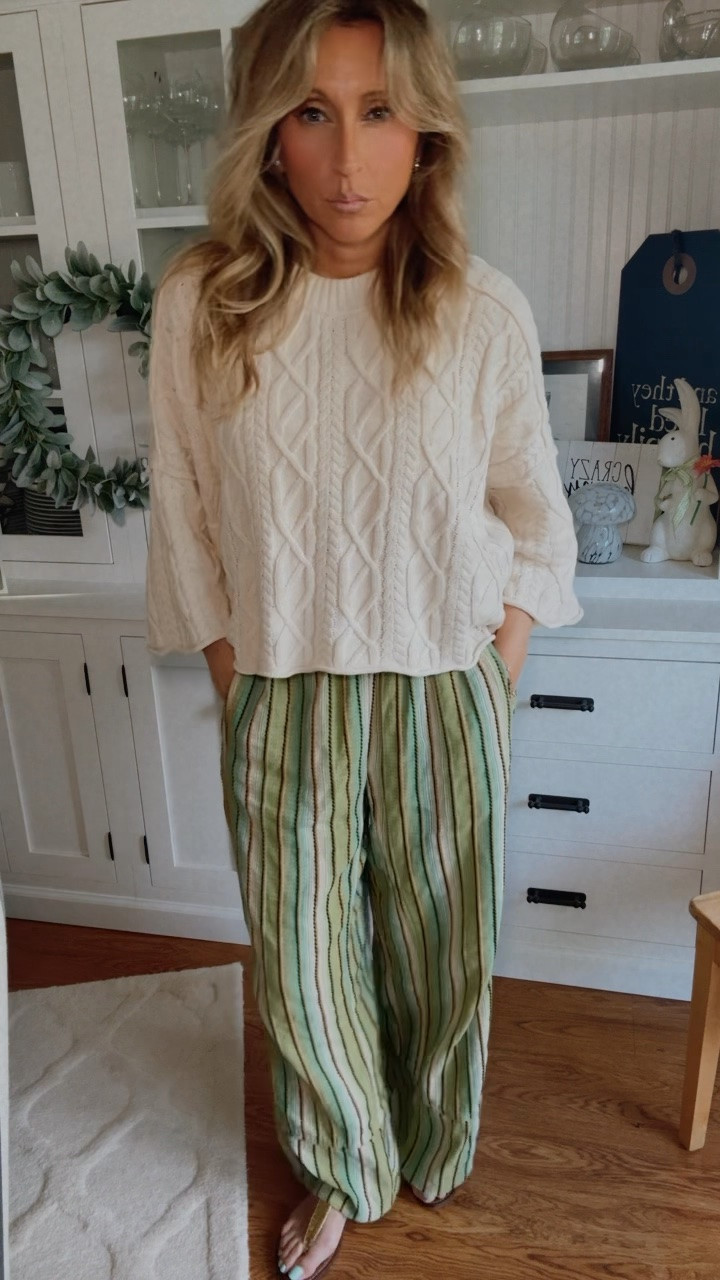 The striped pants I wear over and over because they’re that good… when you love something you get it in multiple colors, right!?! Easy fun spring & summer fits…

#LTKootd #LTKWorkwear #LTKSeasonal