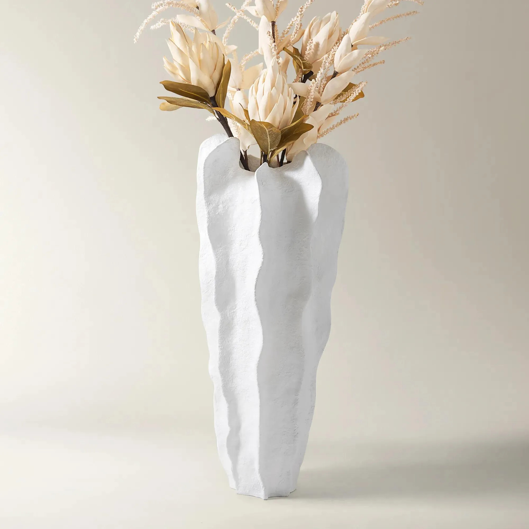 Playa Floor Vase - White | Z Gallerie