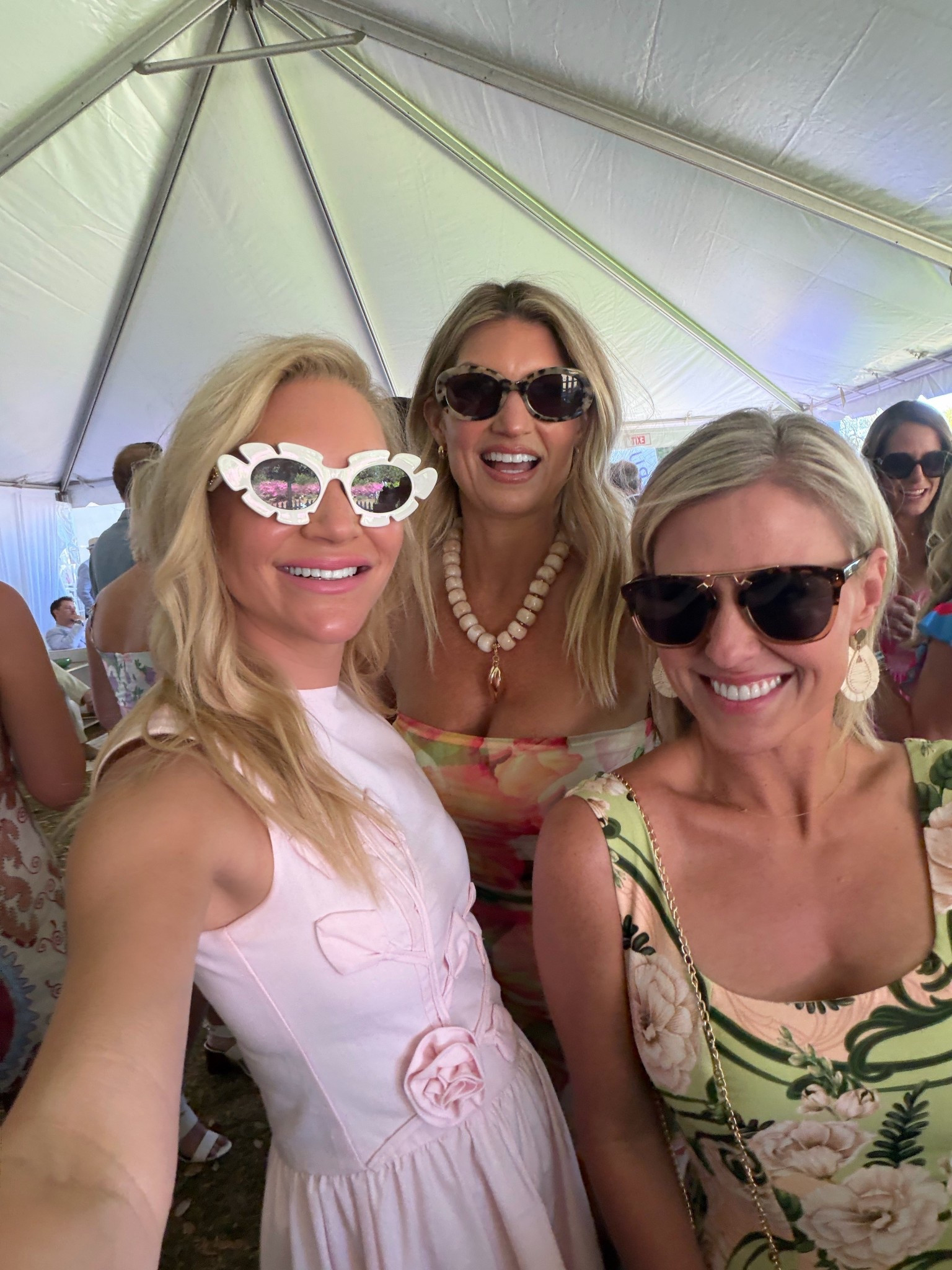 Fun sunnies 

#LTKSeasonal #LTKdayinmylife