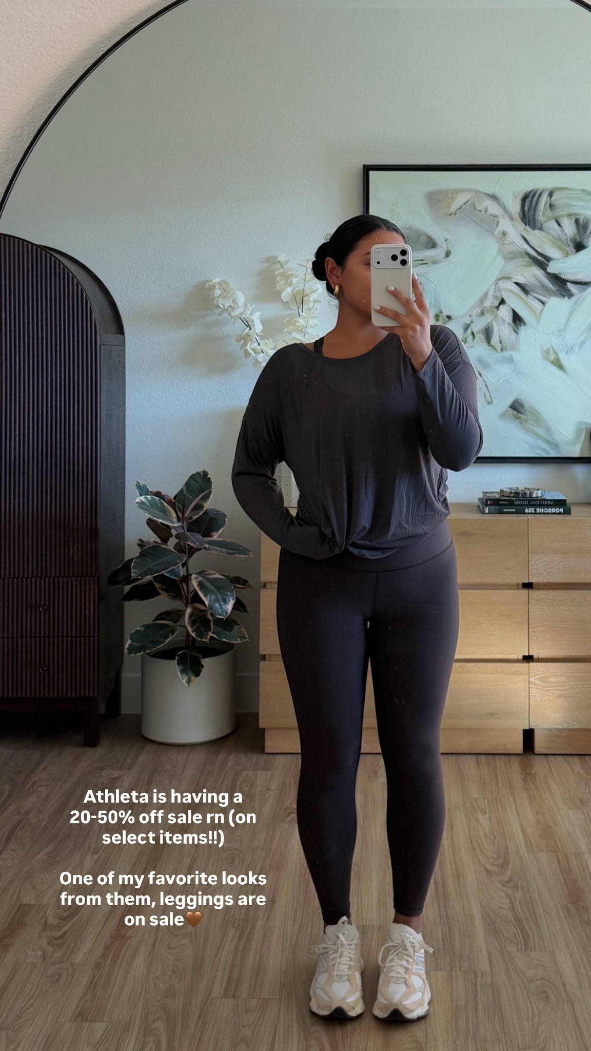 One of my favorite workout/ athleisure brands is having a sale rn! 25-50% off of select items (linking some of my favorites)

The leggings I'm wearing are on sale, buttery soft, thick & amazing quality. Perfect for lounging but also any type of workout (runs true to size, wearing a L)🤎
#athletapartner @athleta @shopltk #liketkit