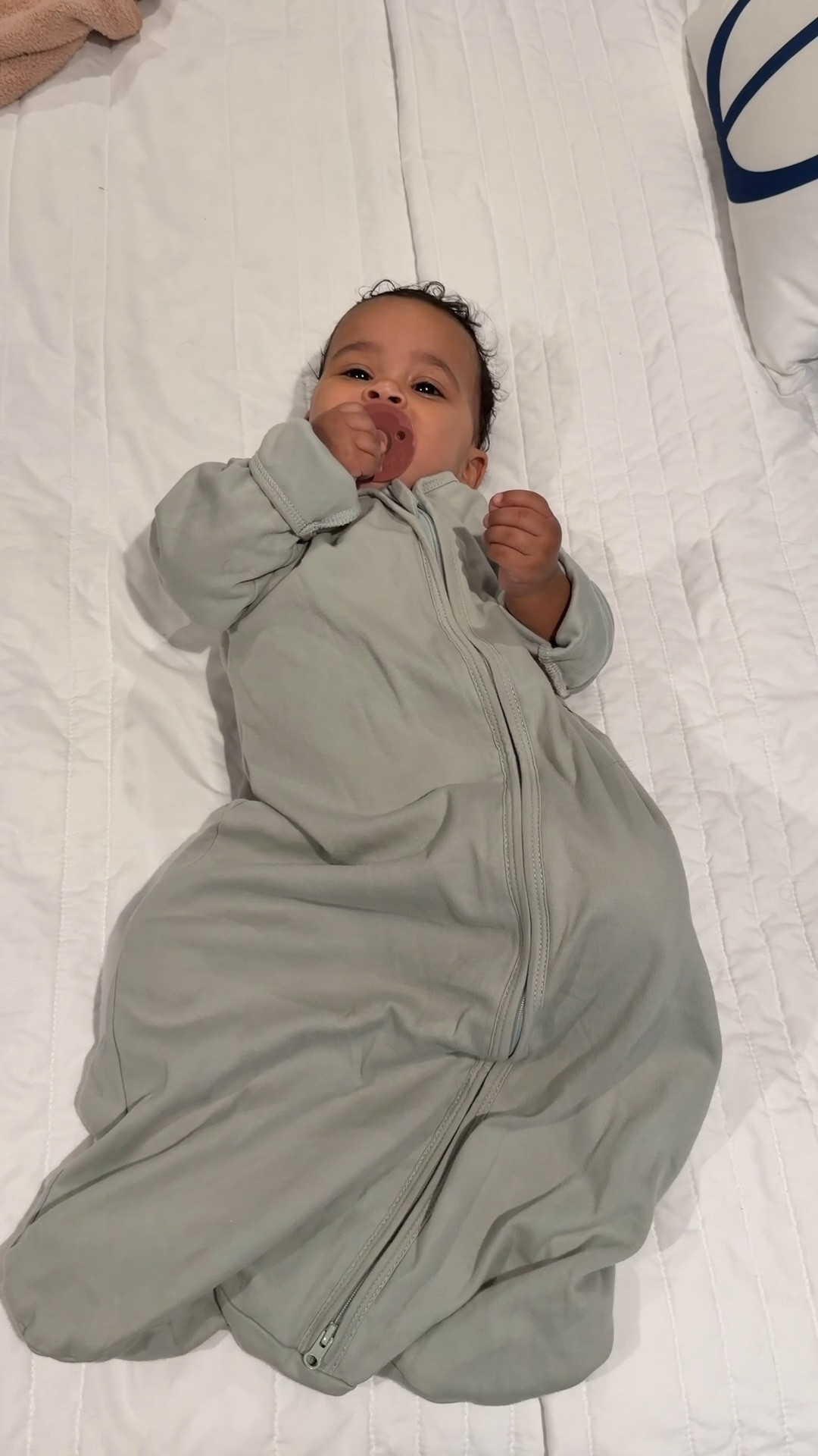 Keep your little one cozy this winter with a long sleeve sleep sack! 🌨️ Warmth without restricting movement or safety. #BabyEssentials #WinterWarmth 

#LTKBaby #LTKKids #LTKFamily