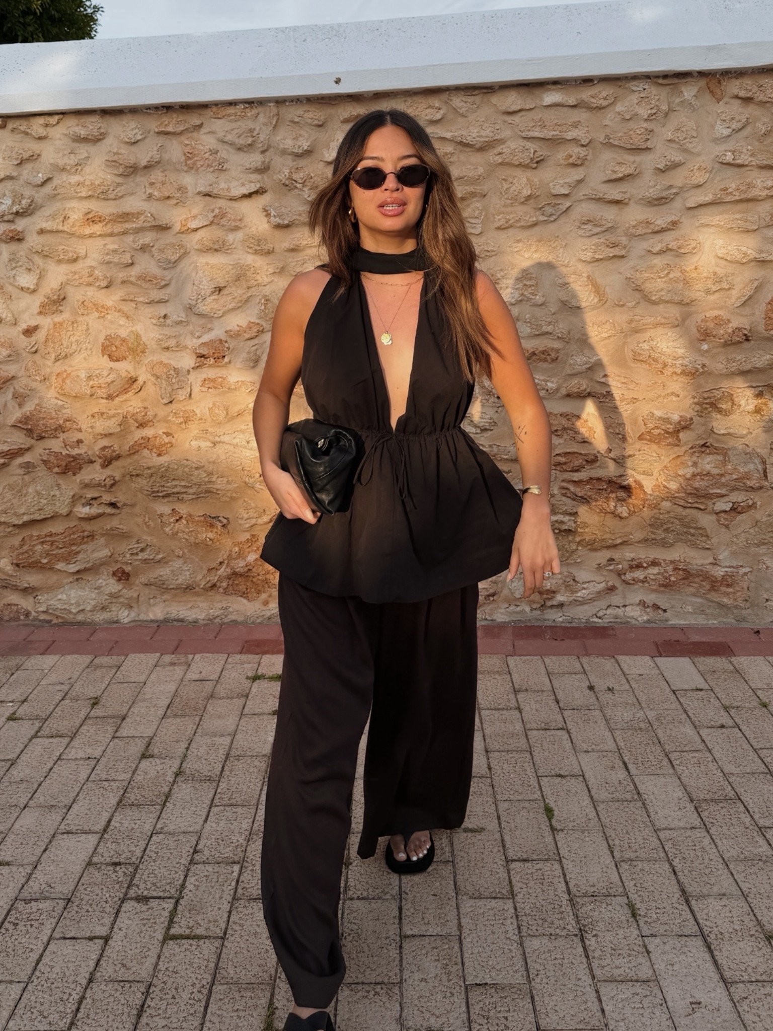 simple black for dinner #ltkuk #allblackoutfit #linentrousers #holidaystyle #effortlessstyle

#LTKsummer