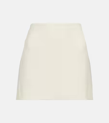 Use code FIRST10 when you spend $550 | Mytheresa (US/CA)