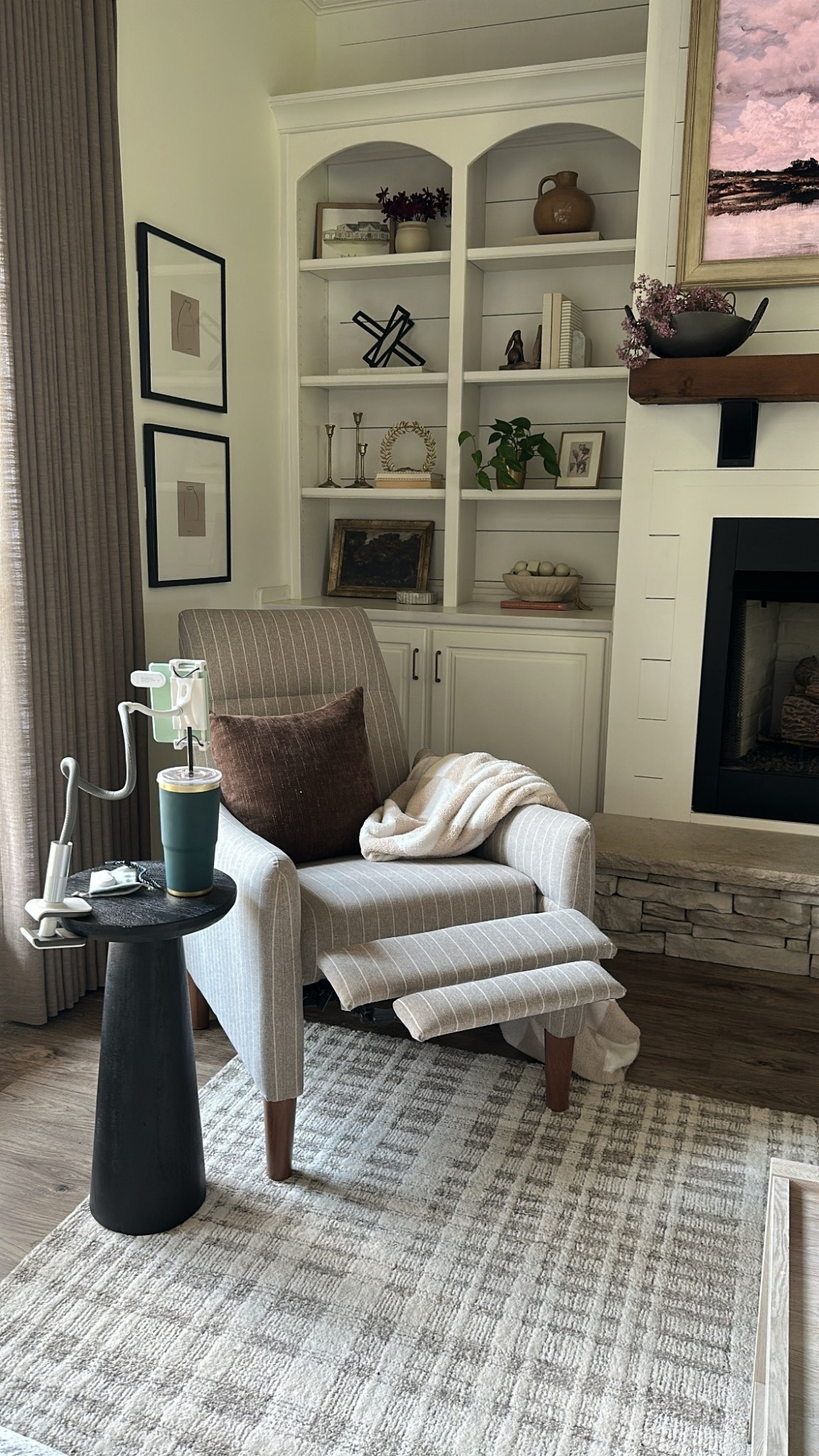 Reading spot 

#LTKHome #LTKFindsUnder100 #LTKSaleAlert