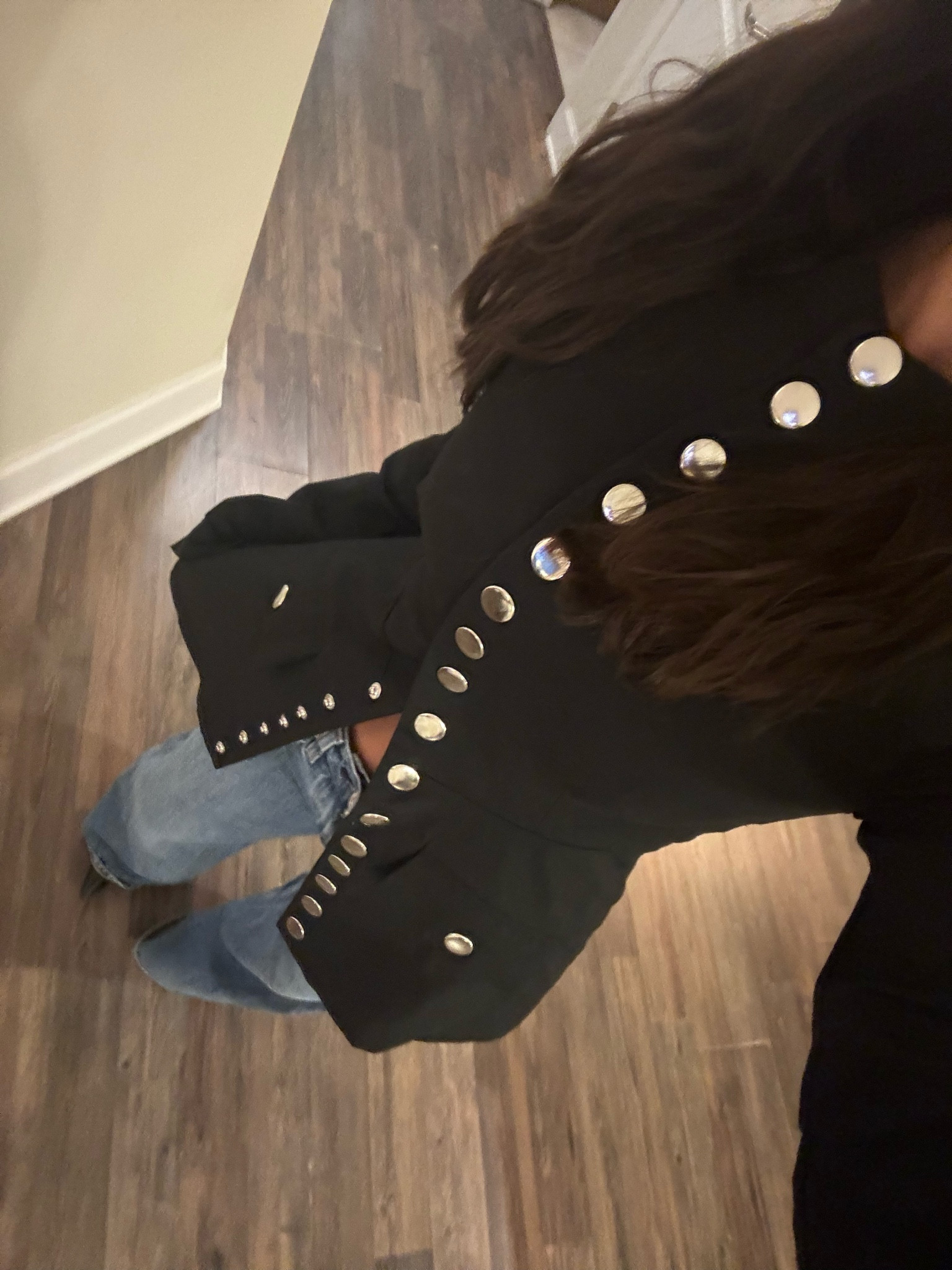 Obsessed with this blazer. Wearing an XS

#LTKStyleTip #LTKSeasonal #LTKSaleAlert