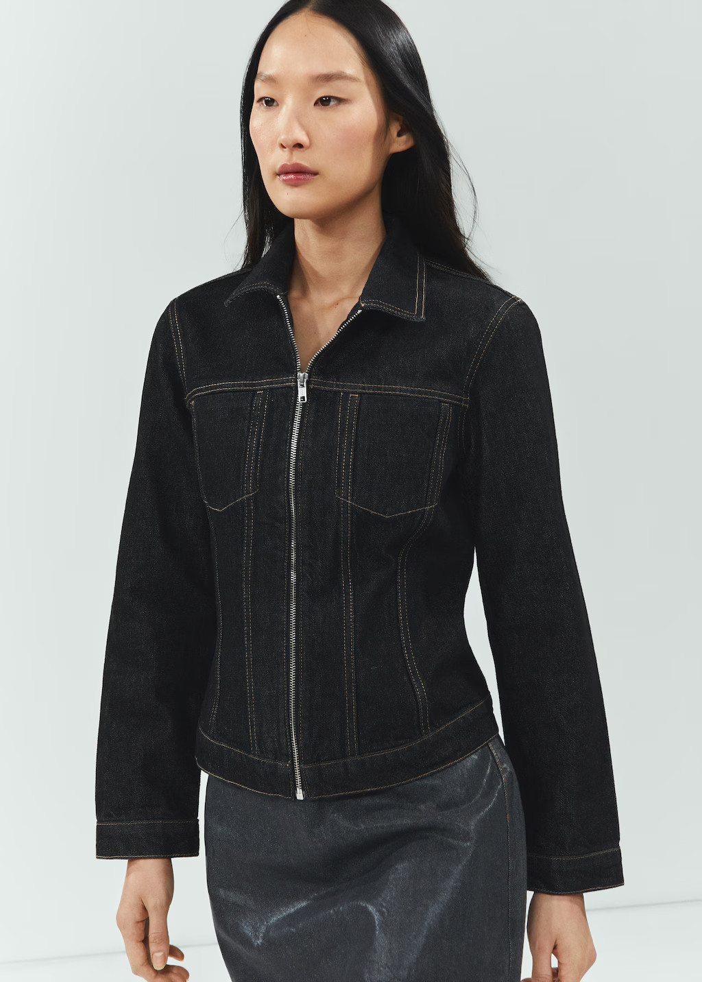 Fitted zipper denim jacket | MANGO (UK)