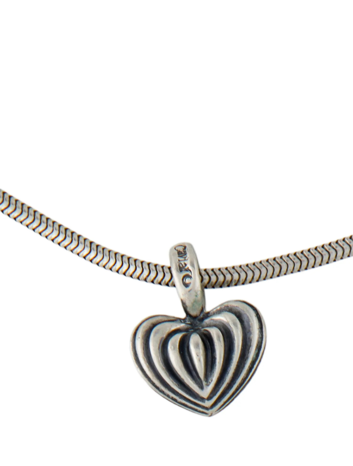 Fluted Heart Pendant Necklace | The RealReal