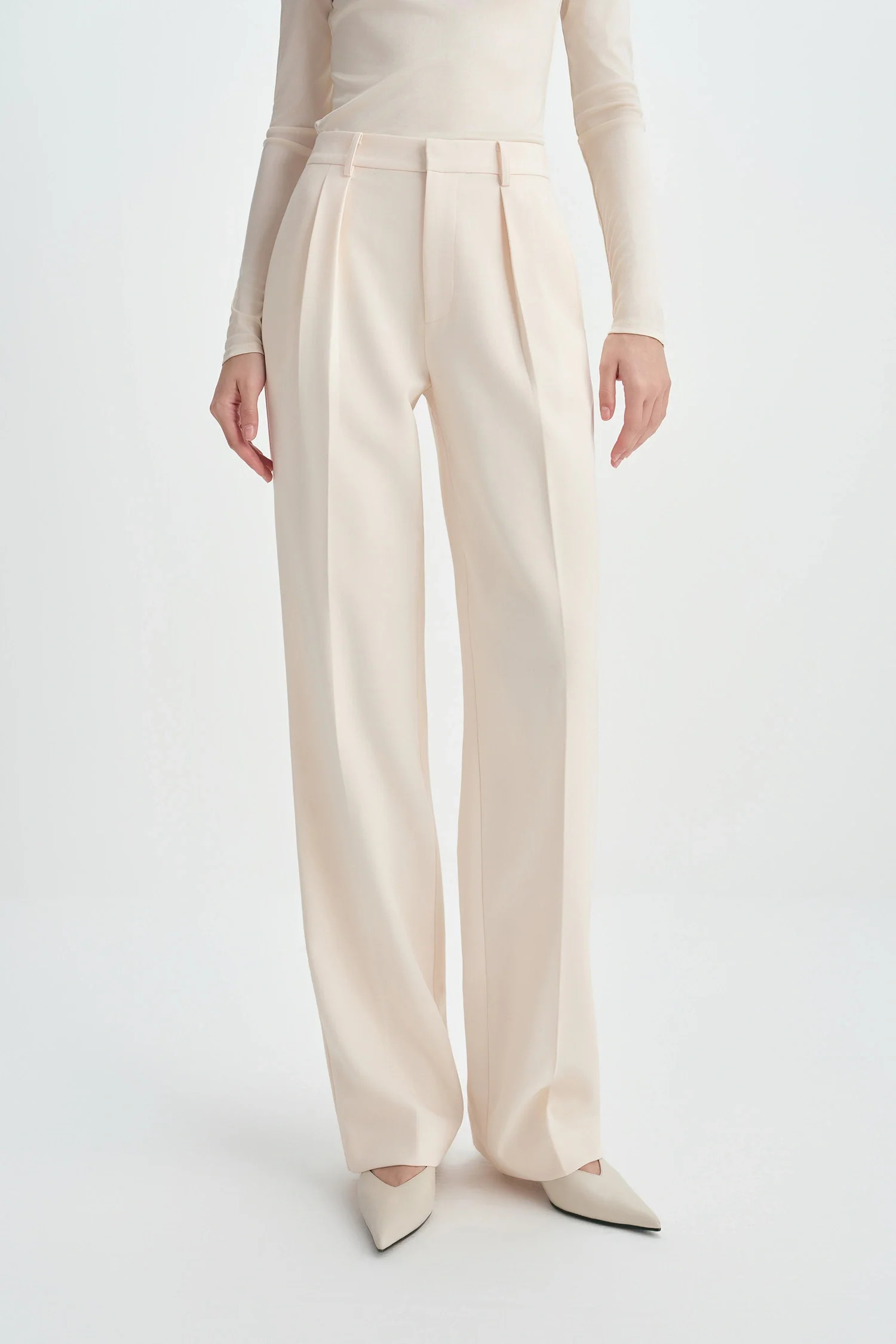 Kemi Pleated Waist Pant | Rue Sophie | Rue Sophie