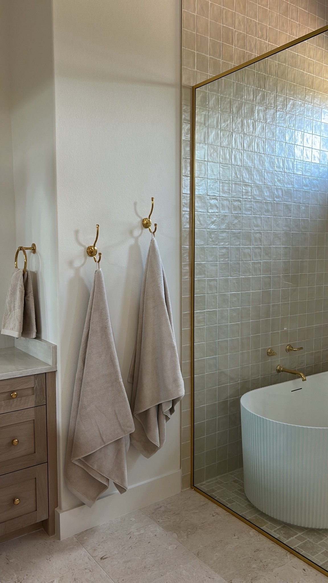 oversized bath towels (bath sheets) 

#LTKSaleAlert #LTKHome #LTKmomlife