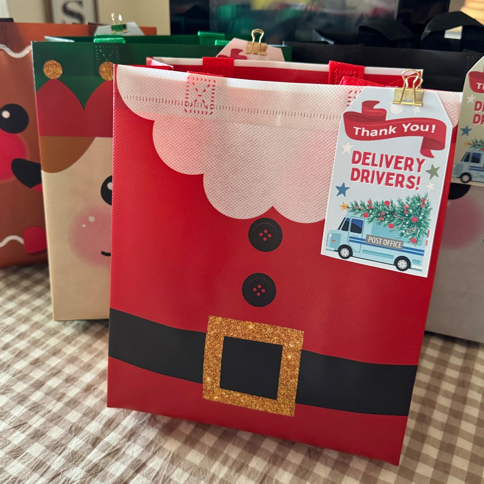 Such an easy and fun way to thank delivery drivers by putting out a snack cart for them! Go small or big either way there will be a smile 😊 

#LTKHoliday #LTKSeasonal #LTKGiftGuide