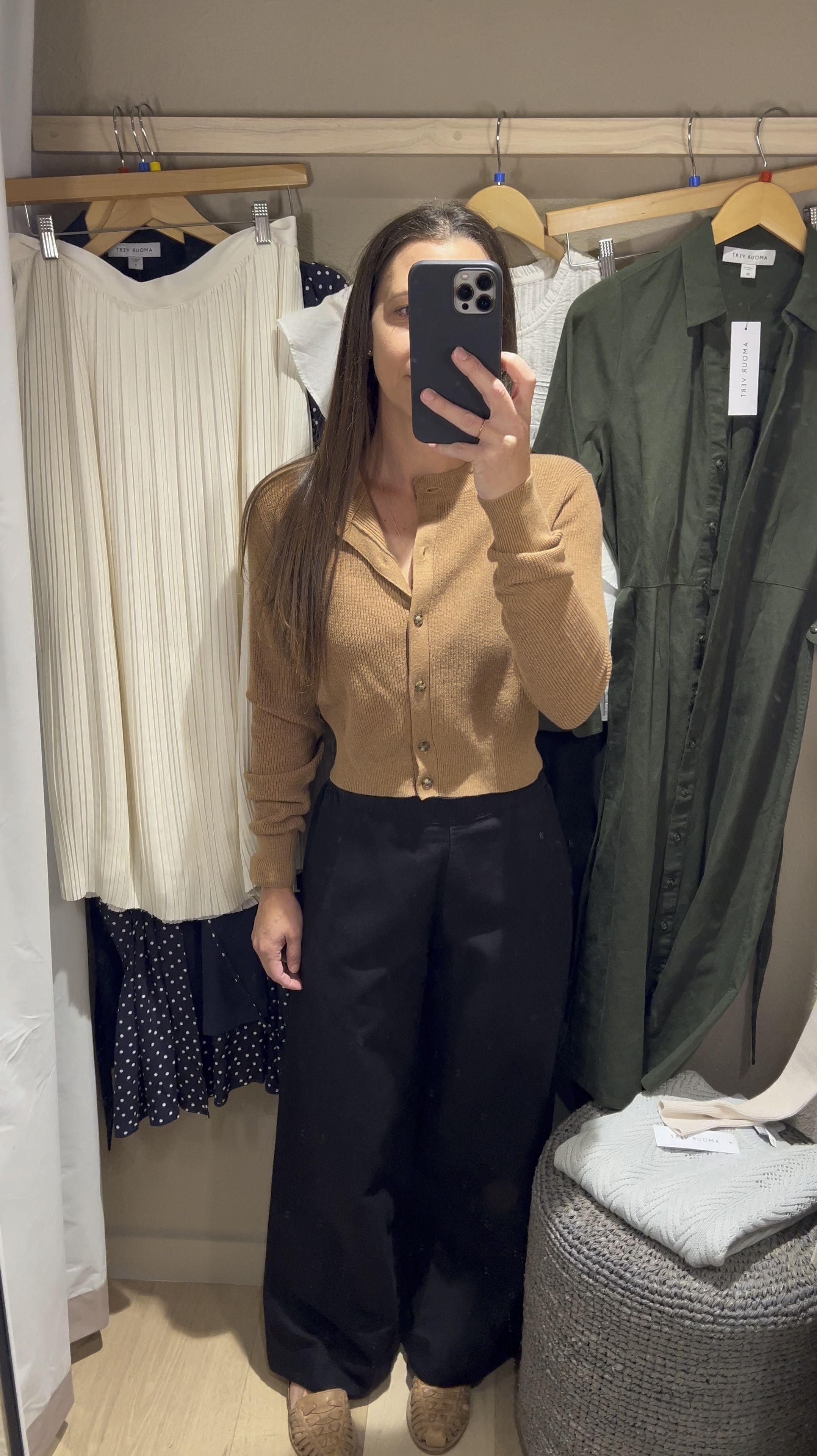 workwear, business outfit, wear to work outfit, cropped cardigan sweater, slacks

#LTKSaleAlert #LTKWorkwear #LTKStyleTip