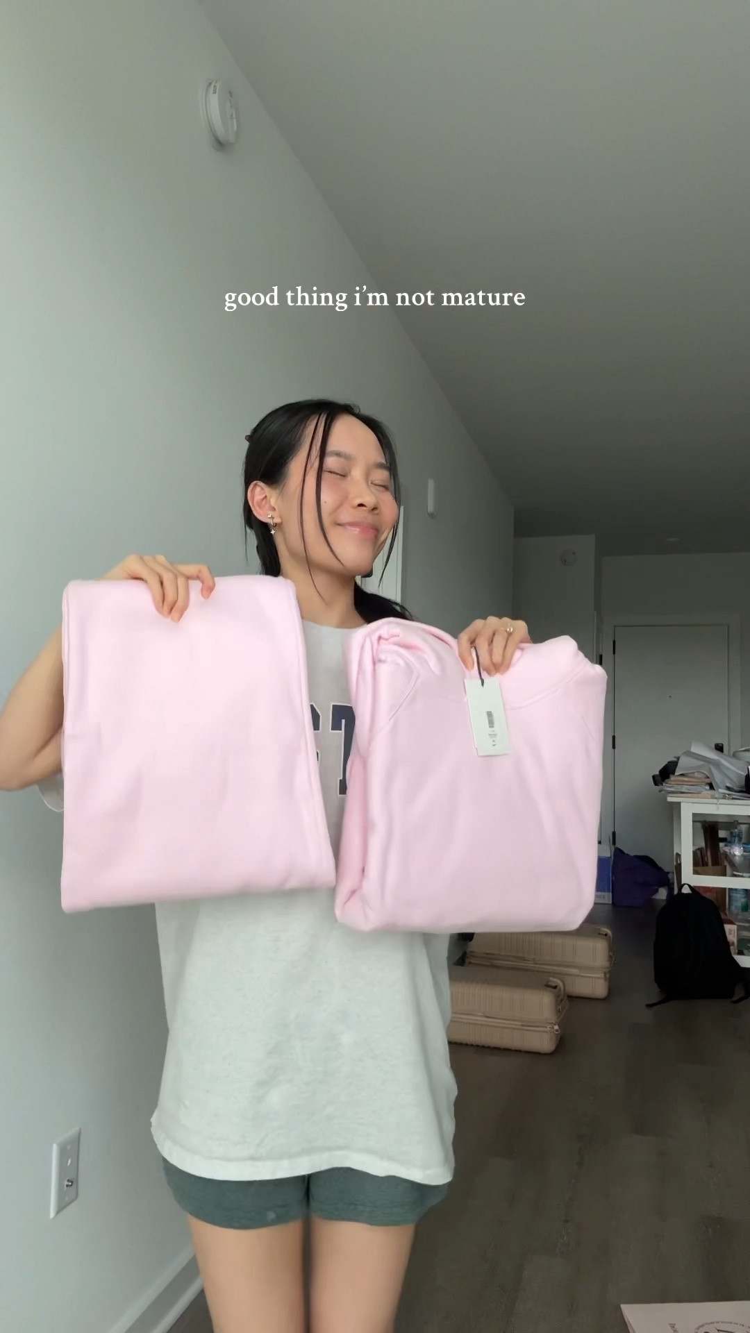 villa pink sweat set from aritzia

#LTKGiftGuide #LTKTravel #LTKFindsUnder100