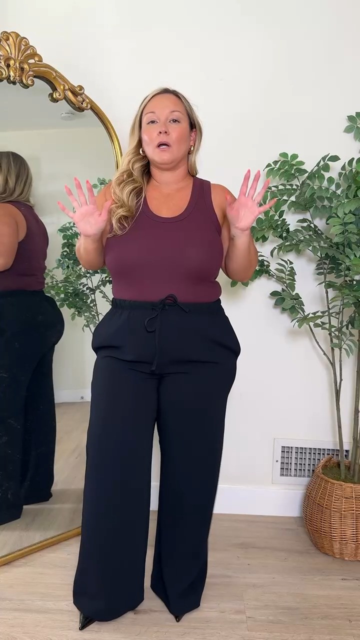 Easy outfit I keep reaching for! 

Wearing a large in the tank + large short in the pants — linking the tank in a color that’s fully in stock!🤍




Fall outfits women, loungewear, Aritzia outfit, Aritzia tank, drawstring pants, casual outfit, everyday outfit, fall outfit, fall fashion, petite friendly pants, shelli enright, stylenright 

 #LTKootd #LTKMidsize #LTKPetite