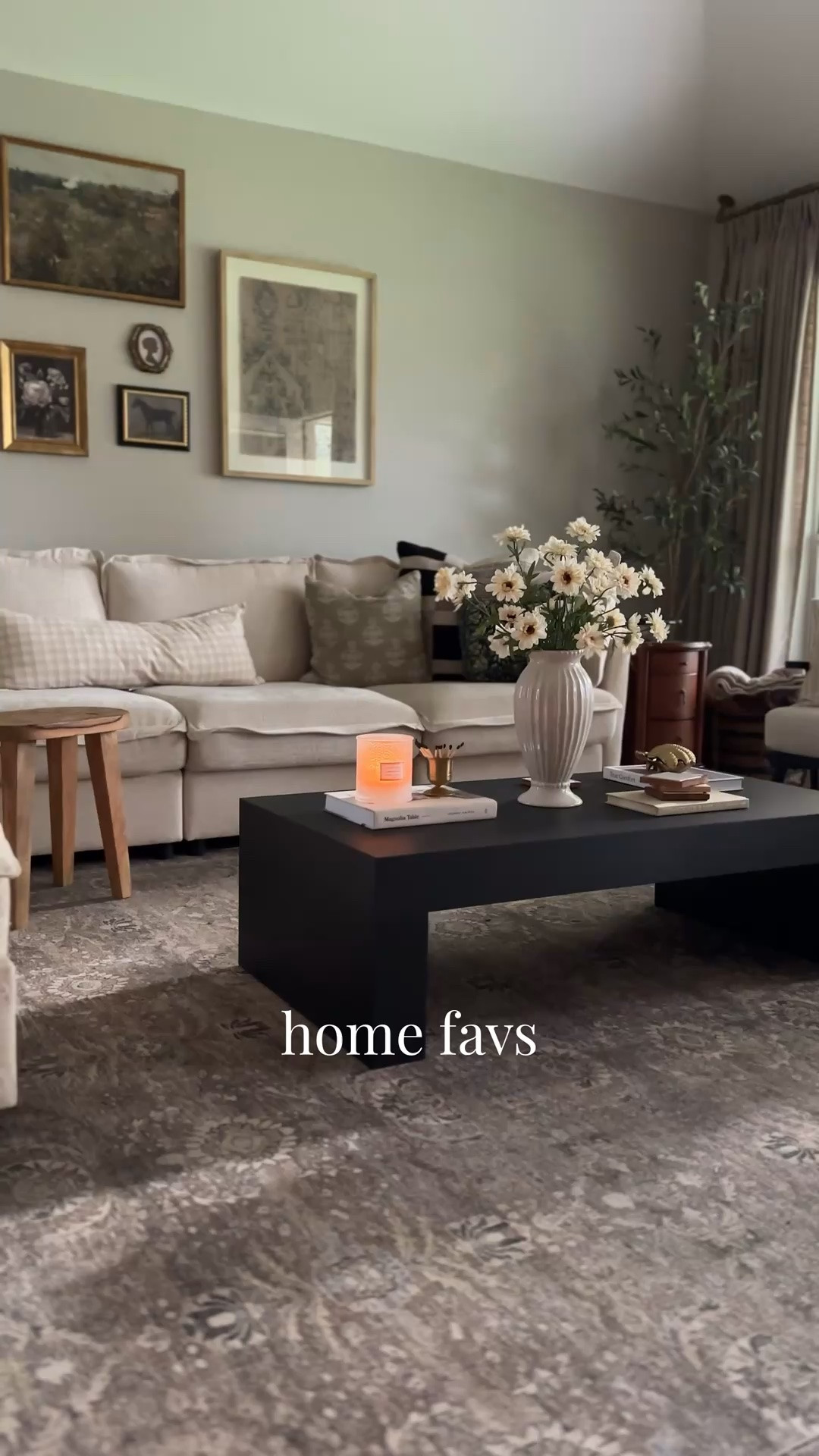 my favorite Target finds ♥️
Target Home Decor favorites I would buy again because they are that good! 🙌🏼
Target has a great selection of Affordable home decor, and these are some of my favorite finds right now! ♥️🎯🤗🤗

**Target Home Favorites—>
- Scallop Marble Tray
- “Around The Table” Coolbook by Shea McGee
- Salt & Pepper grinder set
- Throw Pillows
- Beaded Ceramic Vase

#targetfavorites #targethome #targetstyle #targetfinds #affordablehomedecor

#LTKHome #LTKSeasonal #LTKSaleAlert