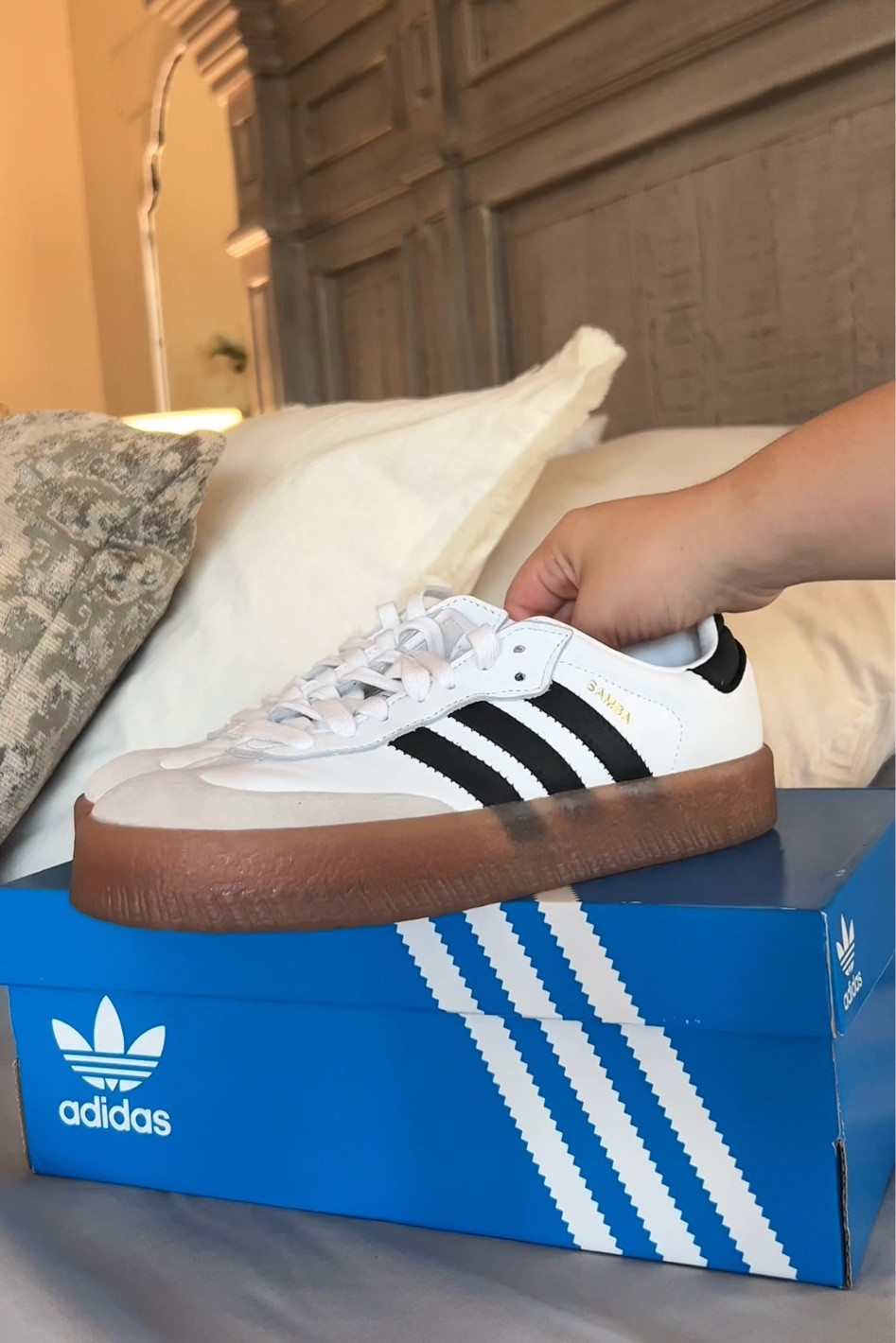Chunky Sambas 👟🖤