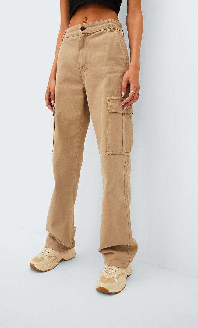 Straight fit cargo trousers - Women's Cargo | Stradivarius United Kingdom | Stradivarius (UK)