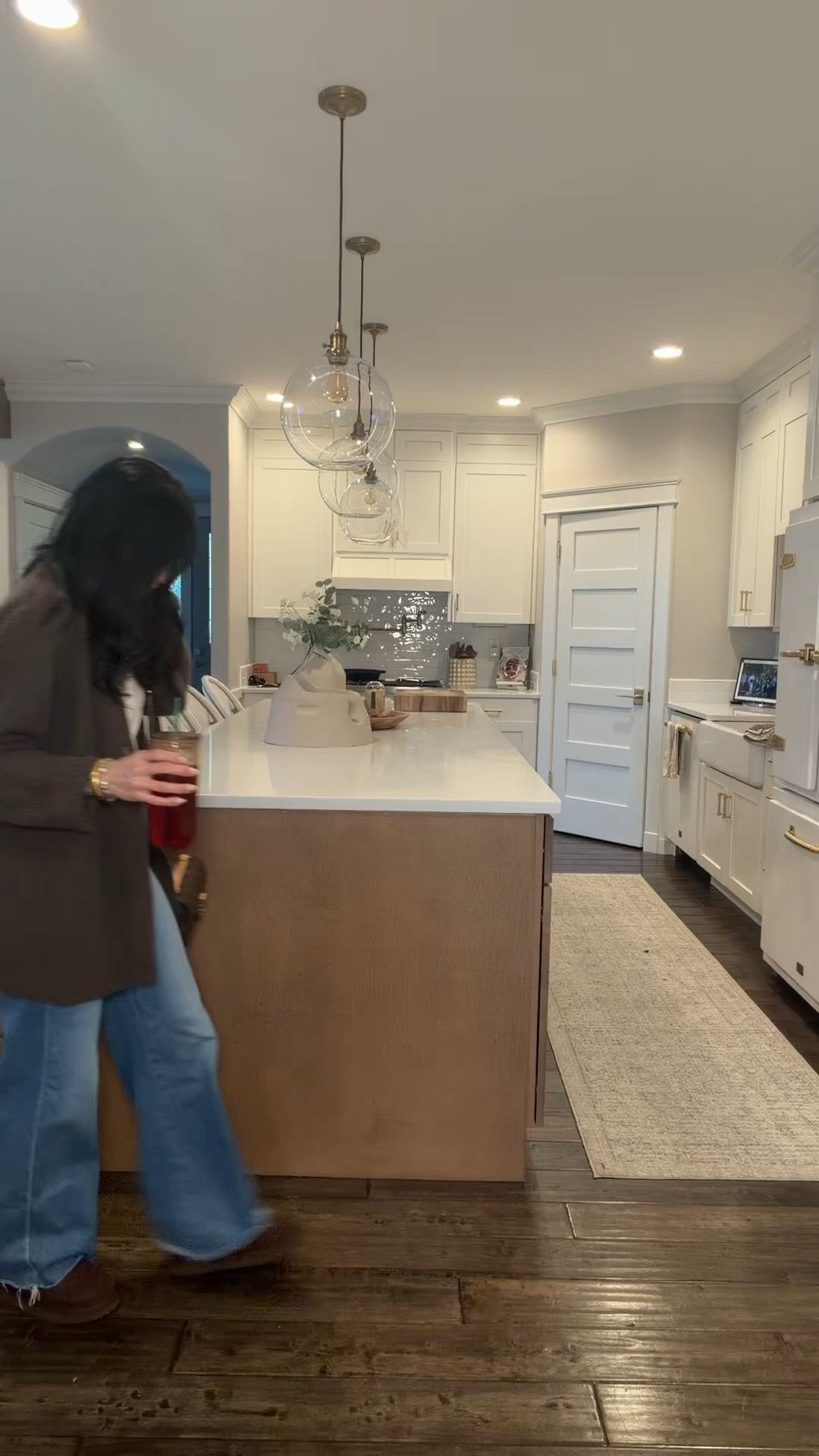 Realistic outfits I wore this week as an *almost* 40 year old mom of 4.

It was a busy week, full of comfortable outfits that helped me feel put together while doing all the mom stuff 🤍

#LTKootd #LTKOver40 #LTKMidsize