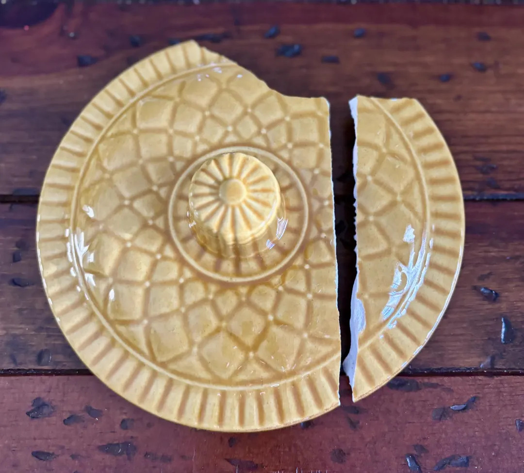 Broken China for Crafting -- Embossed Mid Century Mustard Yellow Lid - Etsy | Etsy (Global)