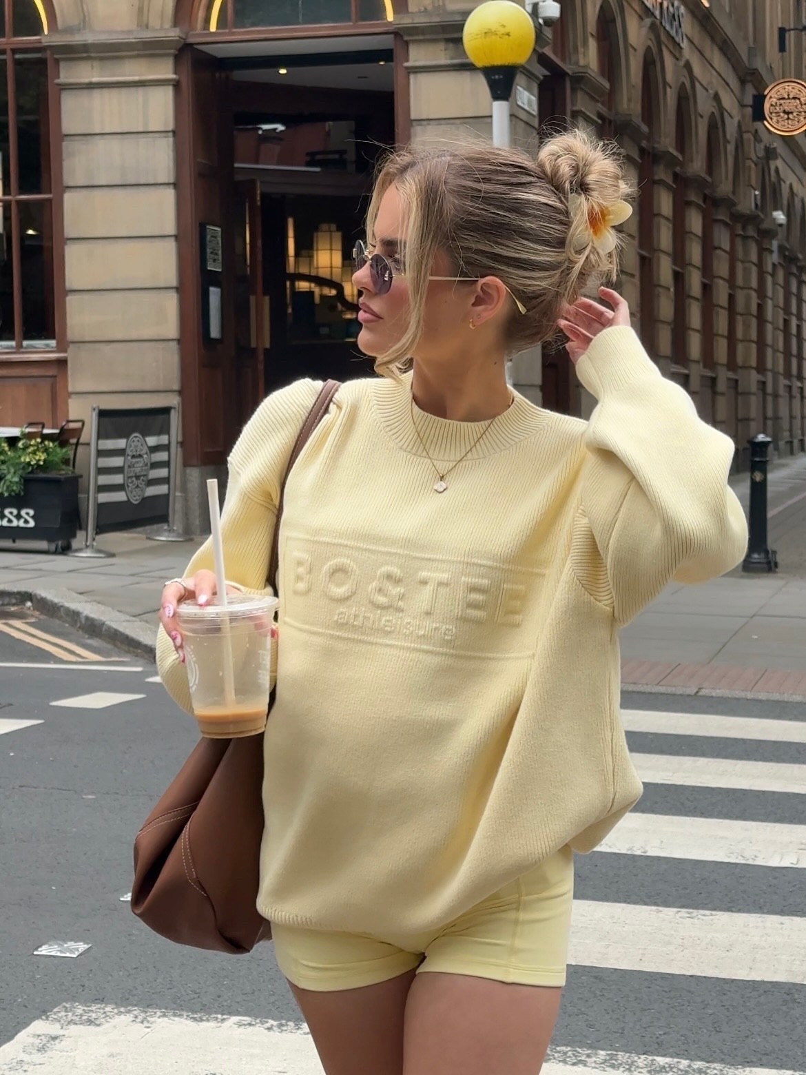 on the go @boandtee 🎧✨🥐🧈