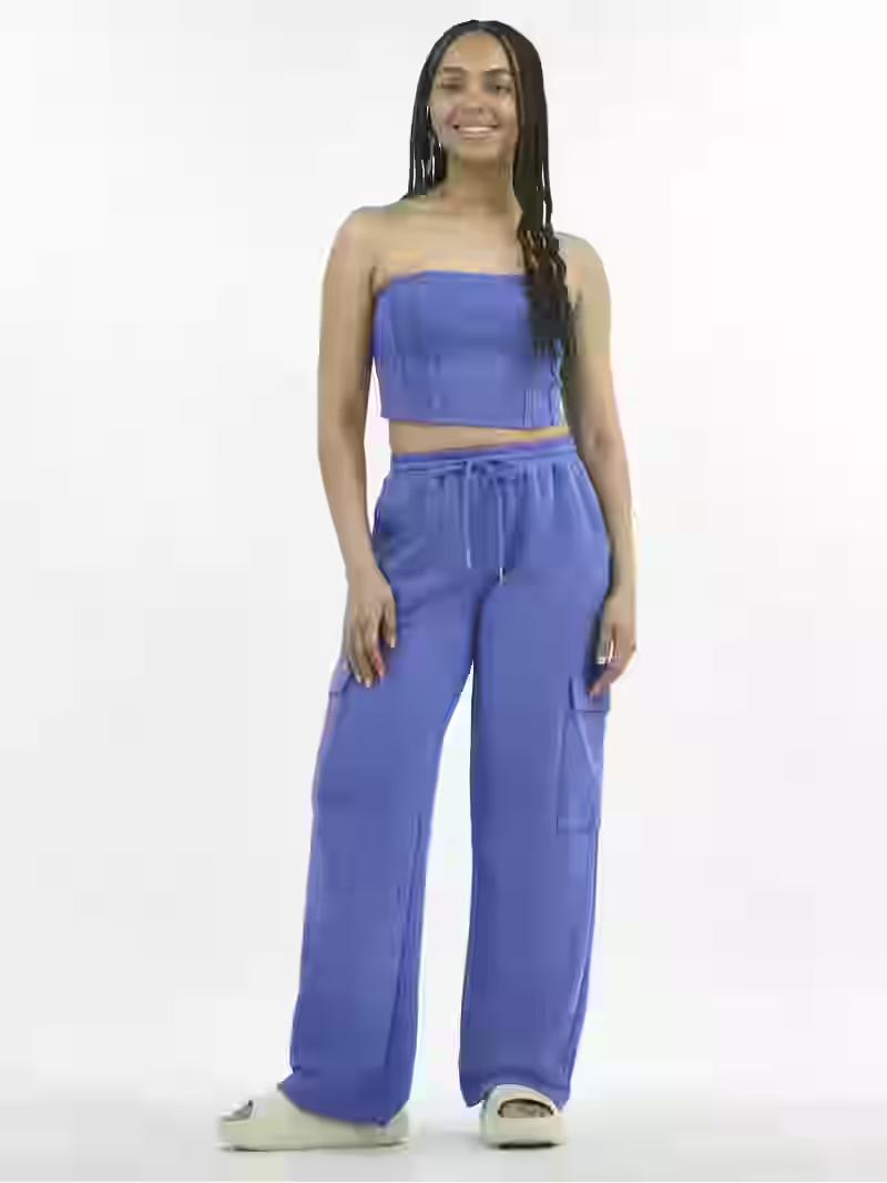 No Boundaries Tube Top and Cargo Sweatpants Set, 2-Piece, Women's | Walmart (US)