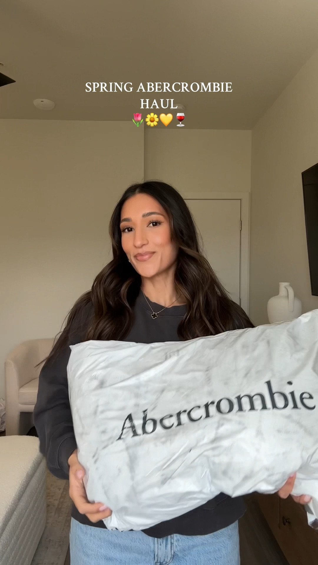 Abercrombie spring finds!! They’re currently having a 20% off sale when you spend $125+ in the app using code EXTRA20 🫶🏽 

#LTKSaleAlert #LTKSeasonal #LTKStyleTip
