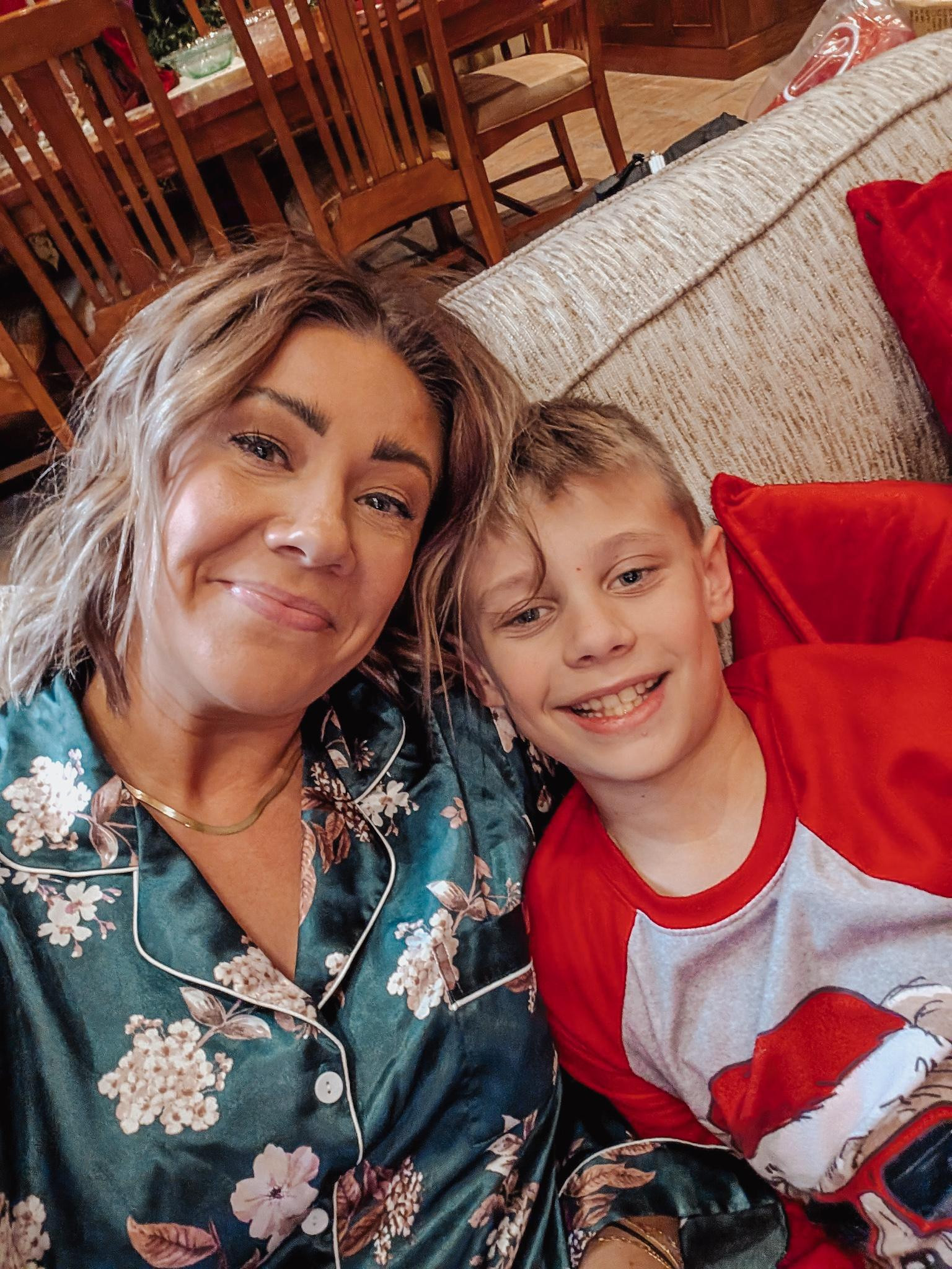 Loving these silky satin pajamas. Perfect for celebrating in comfy style! #comfy #pajamas #christmas #newyears 

 #LTKHoliday #LTKootd #LTKmomlife