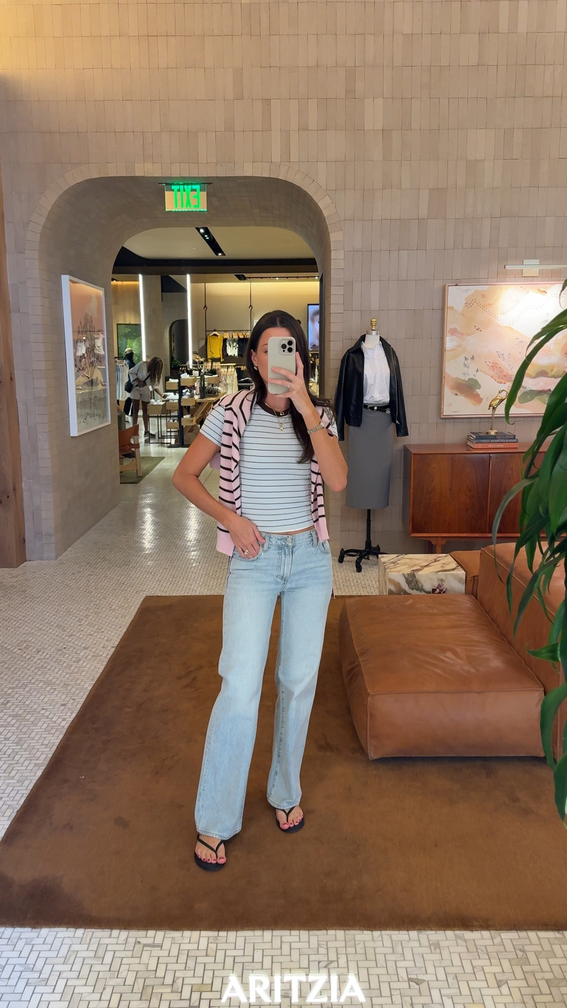 Went into store today to try on some new things for fall! I am 5’7” and wear a size small/2/25 at aritzia!