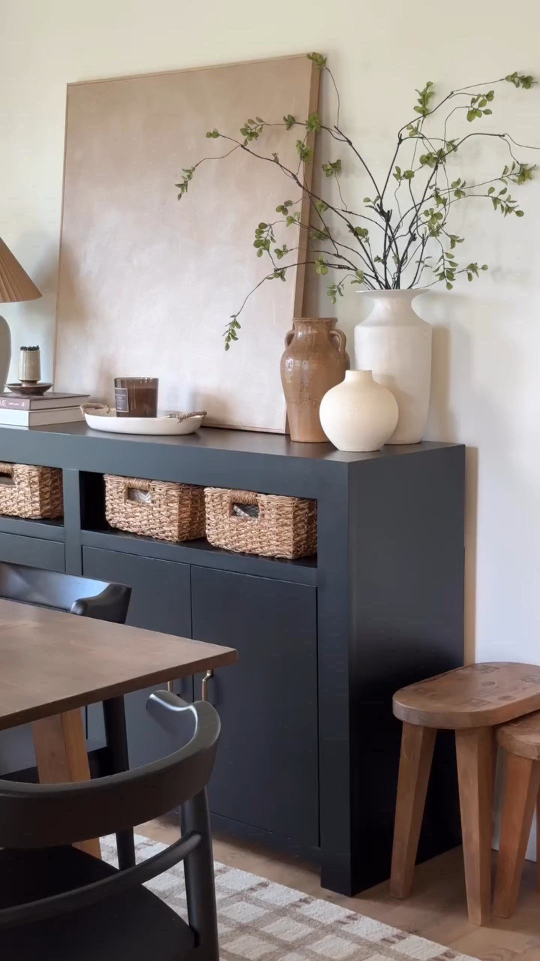 I love adding greenery to my home & these faux branches are so good! 

They come in a pack of 4 which is what you see here in my large vase. 

#diningroomdecoration #fauxgreenery #vasearrangement #homedecorinspo #modernfarmhousestyle #organicmodern #neutralhomedecor #homedecorfinds