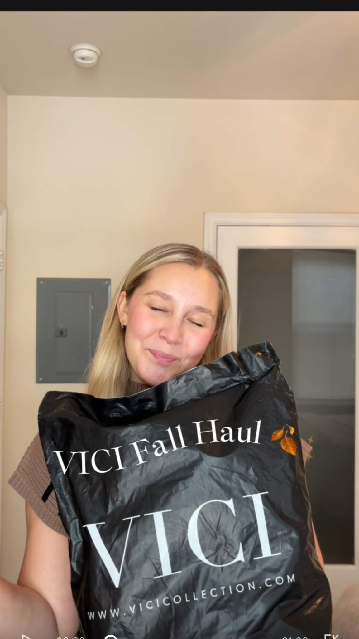 Shop my VICI Fall finds! 🍂✨

#LTKStyleTip #LTKSeasonal #LTKxVICI