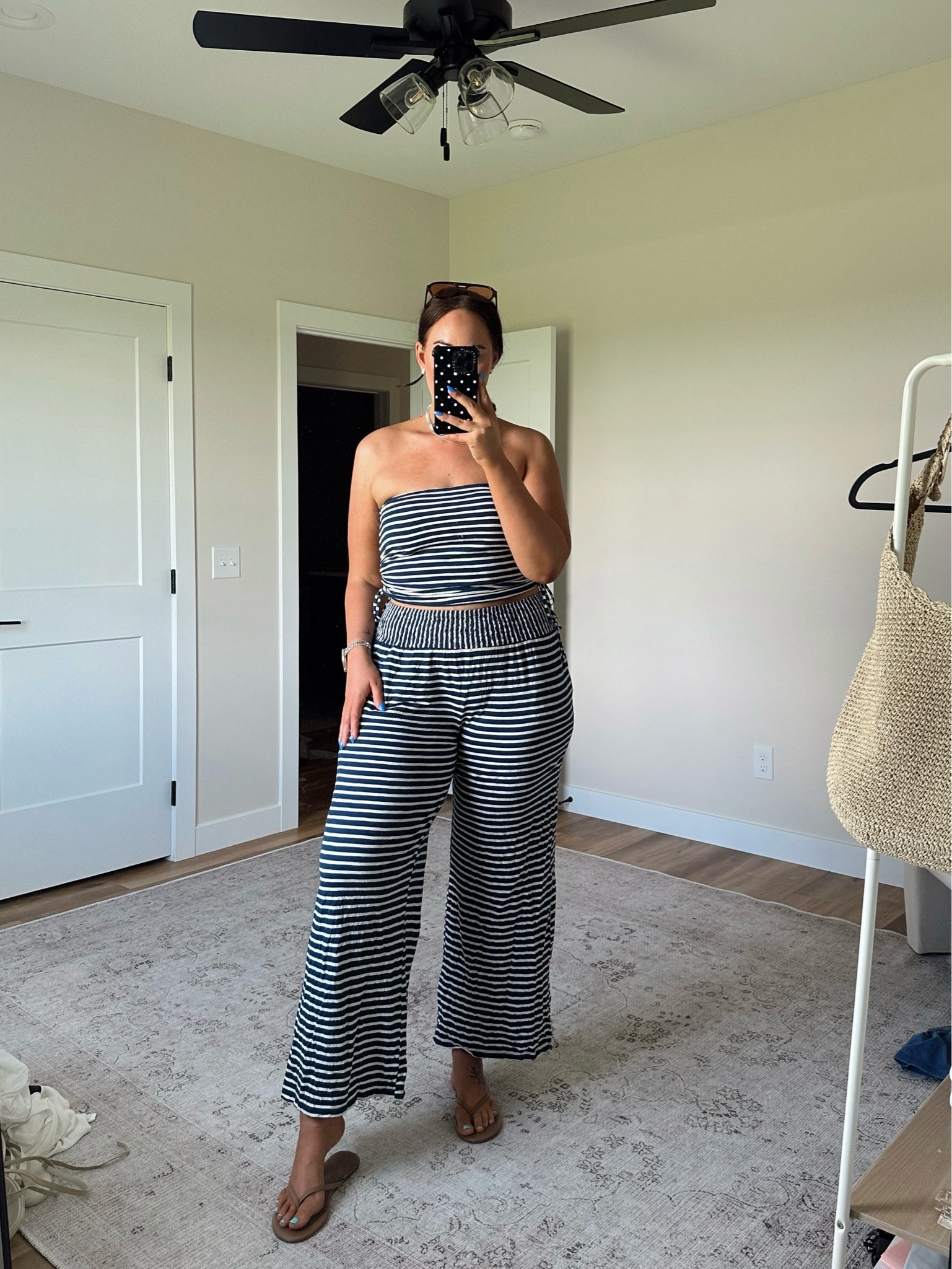 @ae matching set!! These pants just came out with new colors combos! Wearing large in both. Use code AELTK25 for extra 25% off

American Eagle new arrivals
American Eagle matching sets
American Eagle summer outfits

#LTKootd #LTKSaleAlert