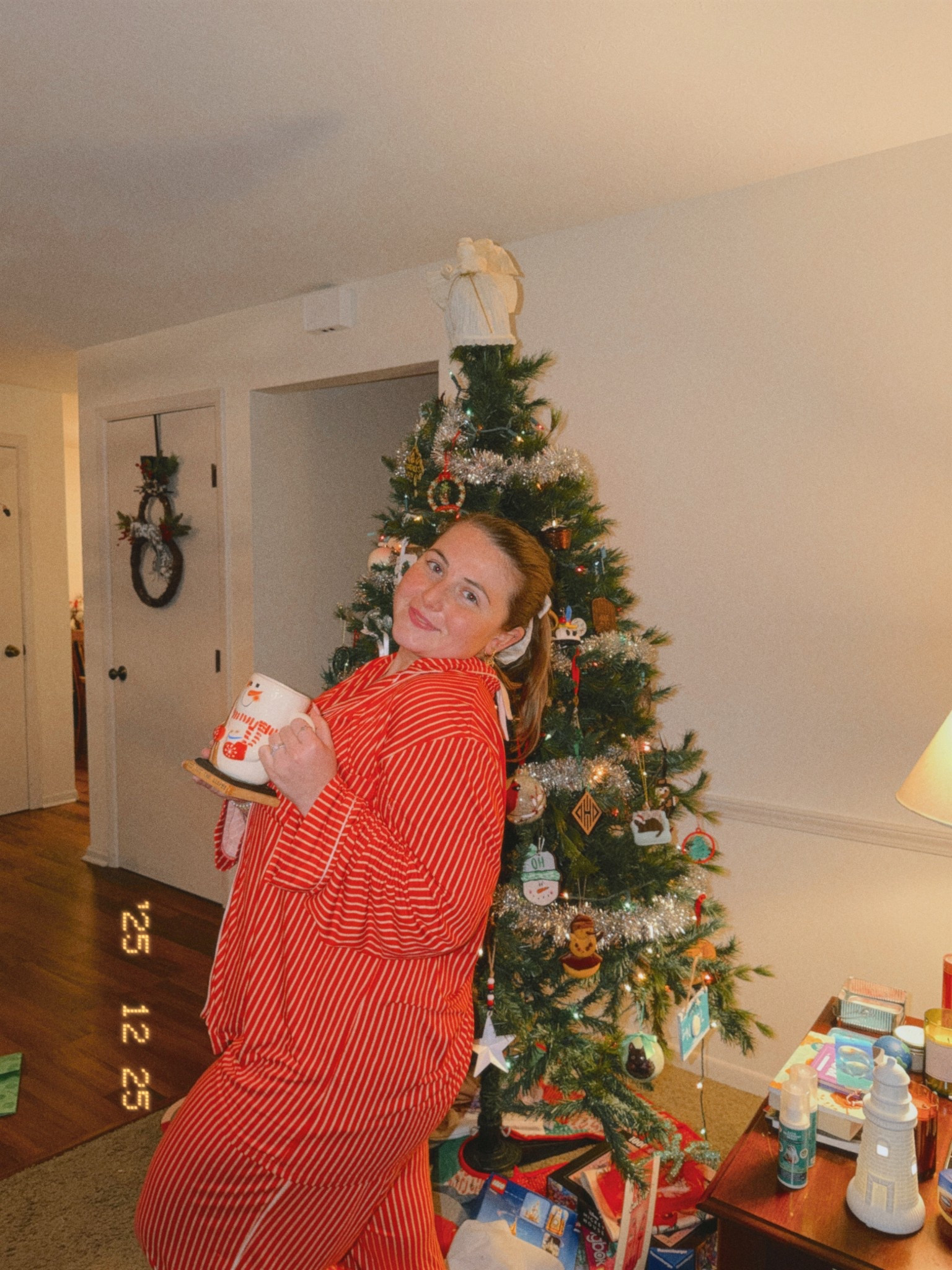 Comfy Christmas with family is the best🤍

#LTKHoliday #LTKSeasonal #LTKGiftGuide
