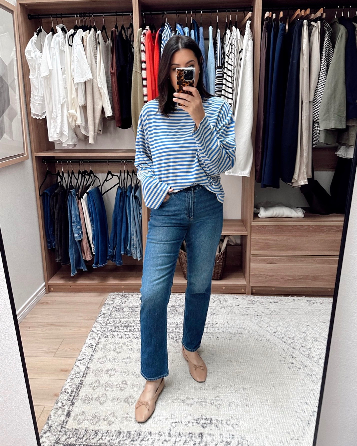 I have a tee from this brand in the short sleeve but I have to say I like the fabric on the long sleeve one better! It’s a softer fabric and has a great drape to it. It does run big / loose and the sleeves are quite long. I am in the large, could do a medium if I wanted a closer fit. Overall it’s a generous fit. Comes in lots of colors – I couldn't decide so I went classic blue. It’s a really nice dupe for the Lioness tee. 

I'm I the 30 of the Gap Jeans. 

 