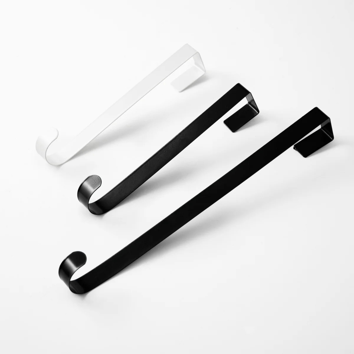 Classic Over Door Black & White Metal Wreath Hanger | Darby Creek Trading