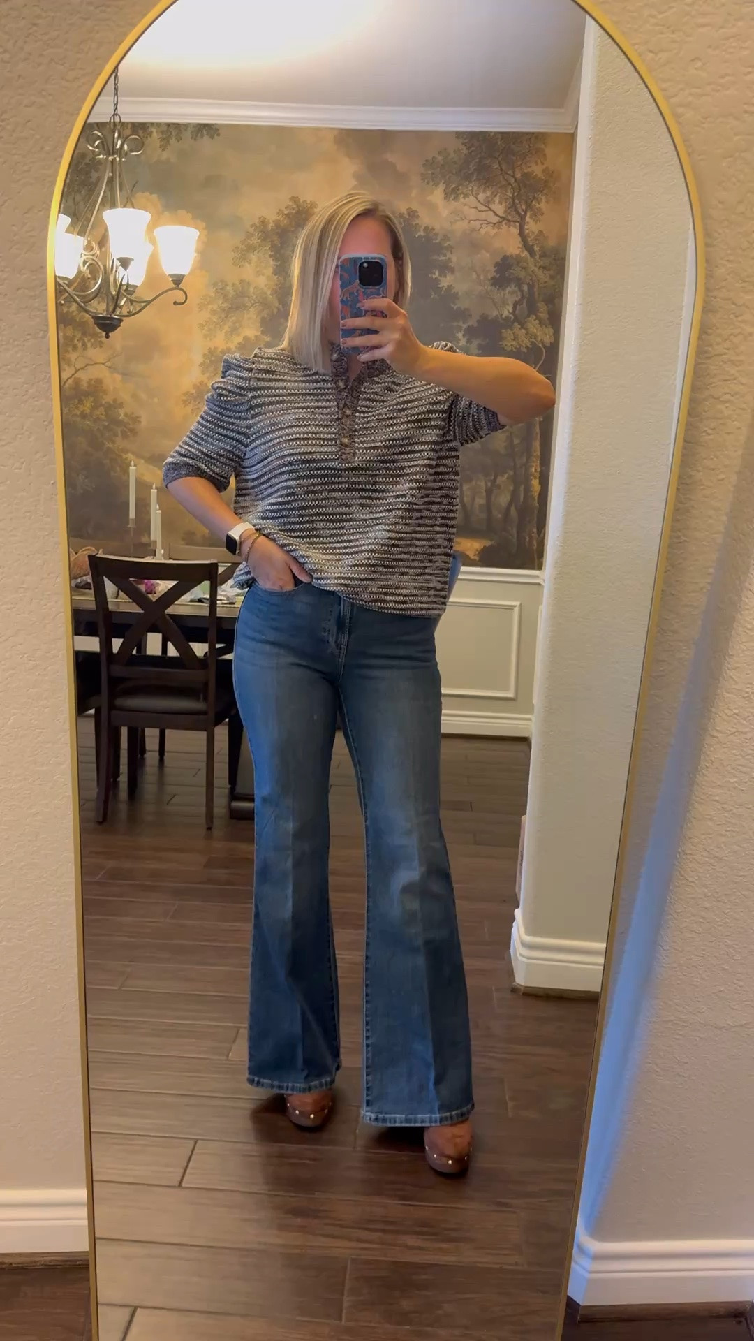 Size 4 jeans, sweater says it’s a small but it’s huge so i think it was mismarked. Clogs run TTS

Fall style, early fall, Walmart style, over 40

#LTKOver40 #LTKSeasonal #LTKWorkwear