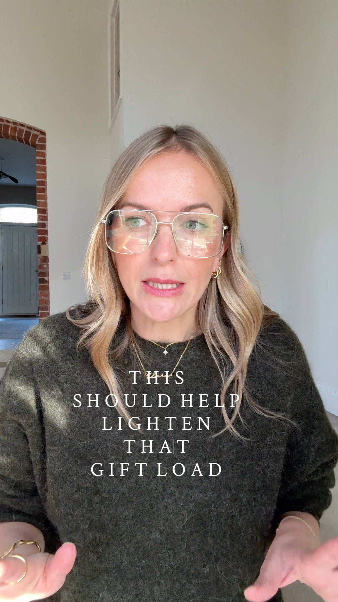 PART 1 of 3  - talking through some Abbot Lyon jewellery 
Hope this gives you some ideas and ticks off some gifts. 

Used code BLACK35 for 35% off and 2FOR1 for buy one get one free 

#LTKgiftguide #LTKsale #LTKCyberWeek