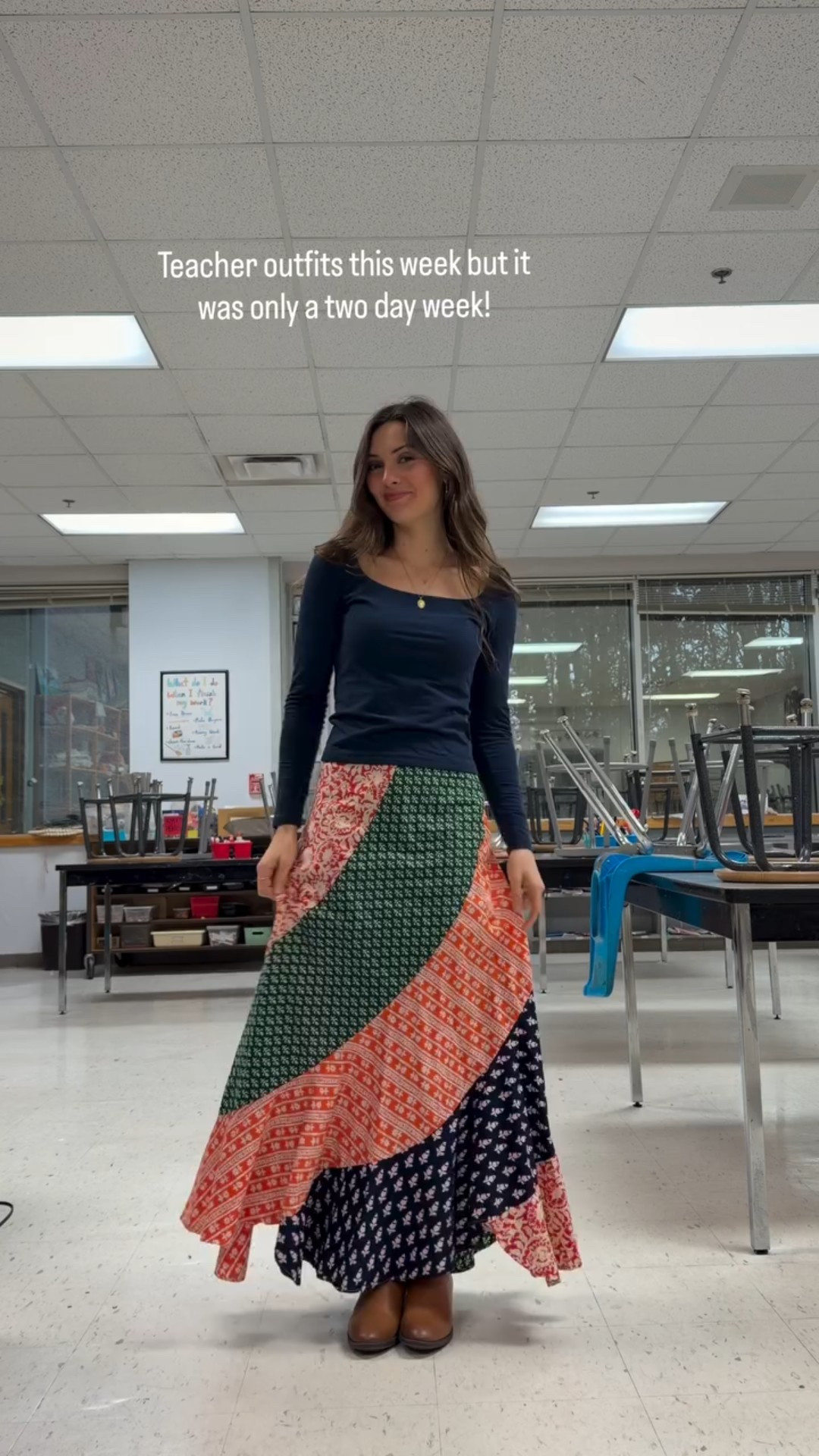 Been having so much fun in my classes but I am so grateful for Thanksgiving break!! I am exhausted👩‍🏫😅 
•
•
•
#teacher #middleschoolteacher #genzteacher #teacheroutfit #middleschoolart #ootd #artteacheroutfit #fallteacheroutfit