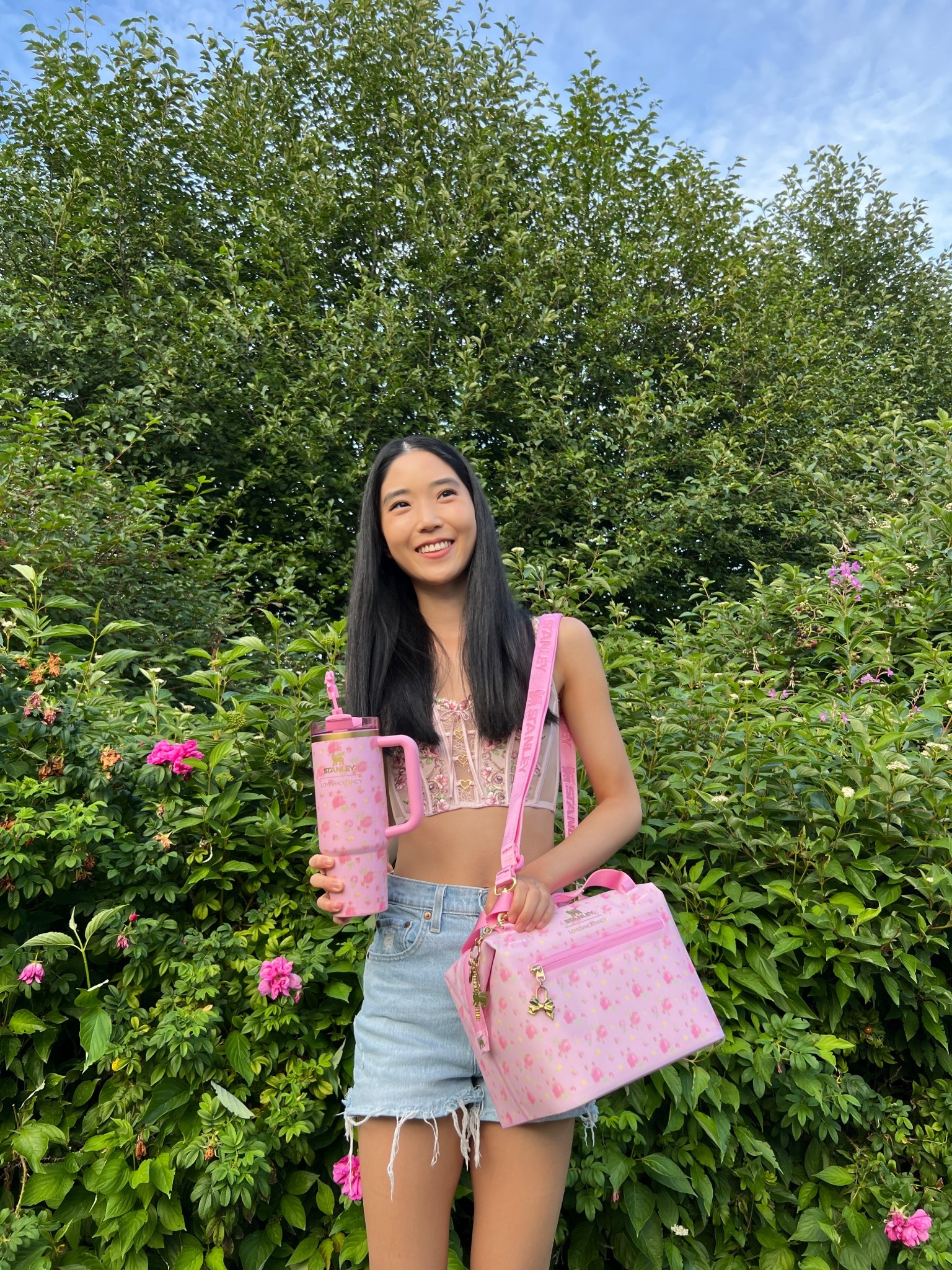 Shop the new Stanley x LoveShackFancy collection! 😍 This print is called “Ibiza Sunset”—it’s so beautiful! 🎀 There are 6 items in this collection (4 tumblers, 2 coolers)!

#stanley #tumbler #waterbottle #kitchen #travel #home #stanleypartner @stanley_brand

#LTKTravel #LTKHome #LTKSeasonal