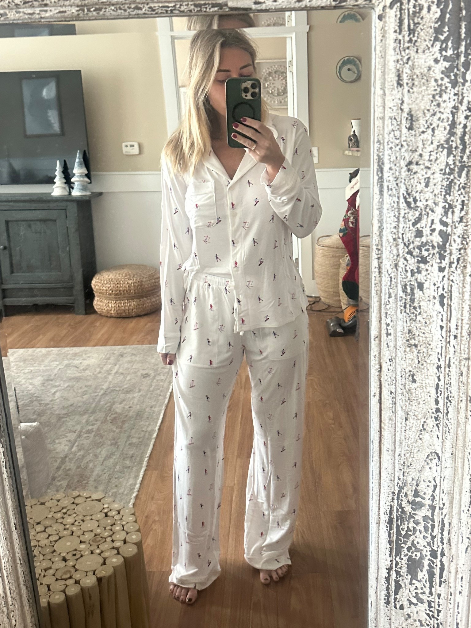 ⛷️ PJs

#LTKgrwm #LTKdayinmylife #LTKFindsUnder50