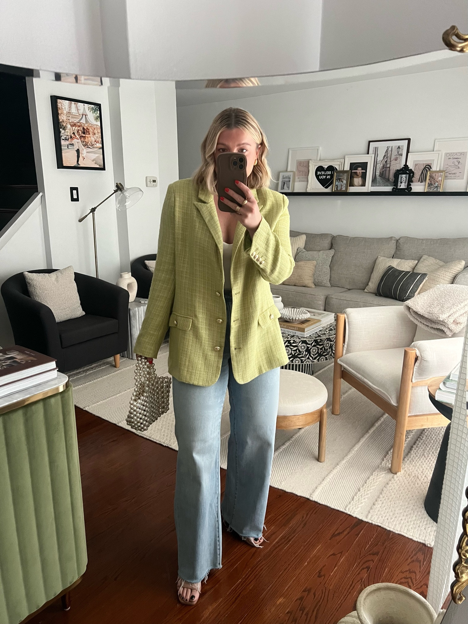 date night look 🤍🥢🍣🏙️🌸🍧