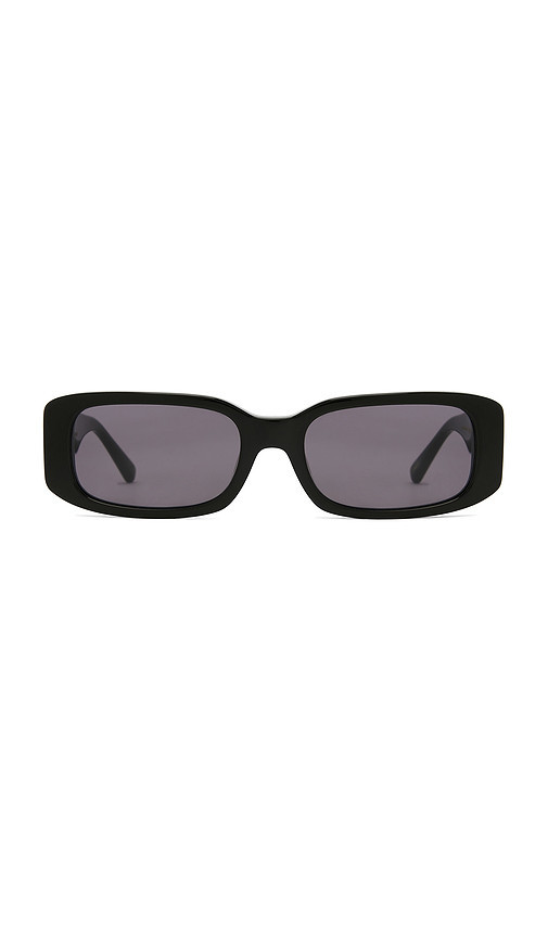 MESSYWEEKEND Roxie Sunglasses in Black. | Revolve Clothing (Global)