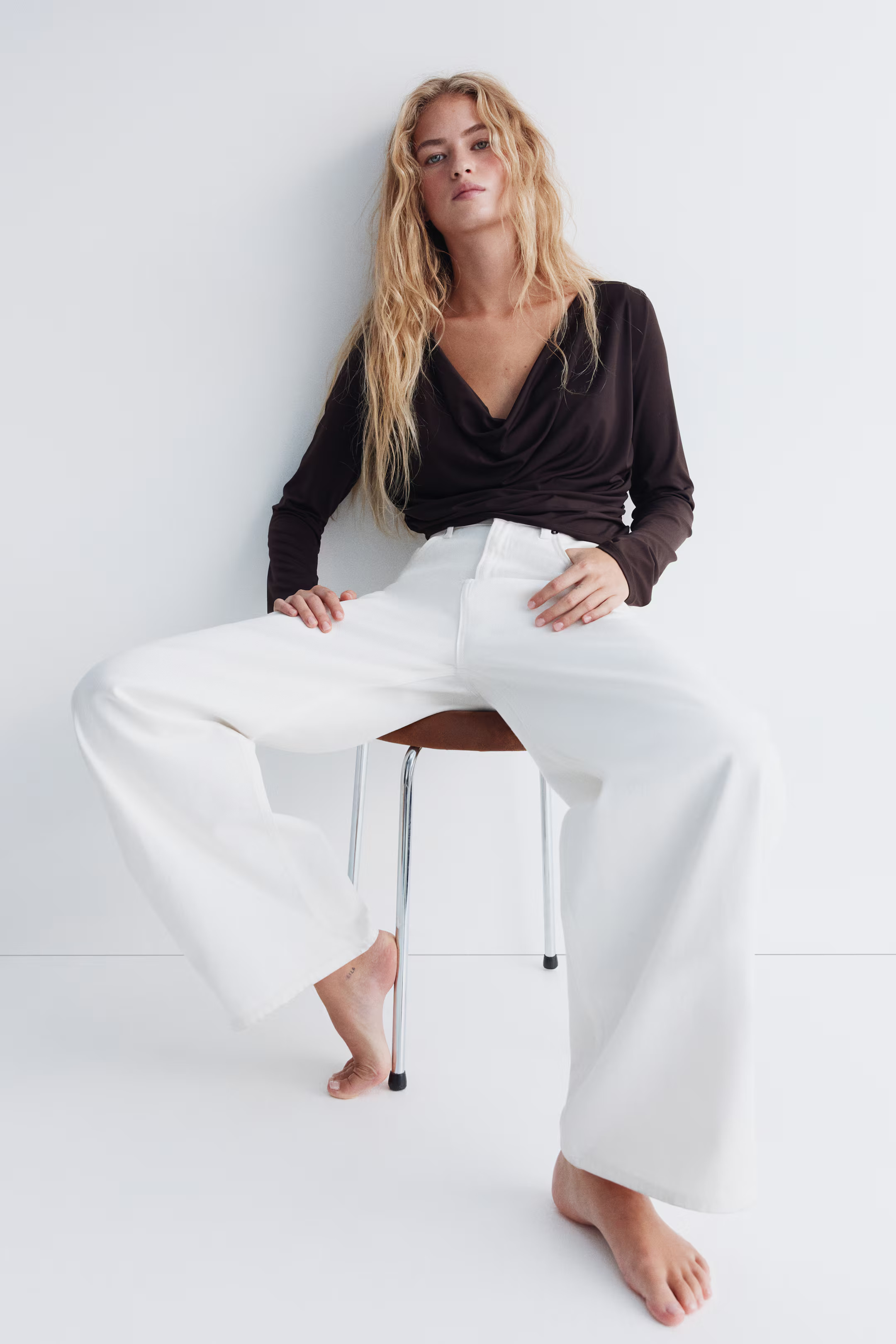 Drapiertes Jerseyshirt | H&M (DE, AT, CH, NL, FI)